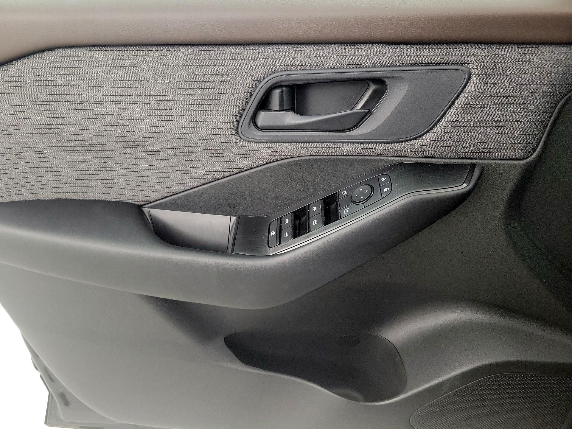 Thumbnail: 2023 Nissan Rogue - 12