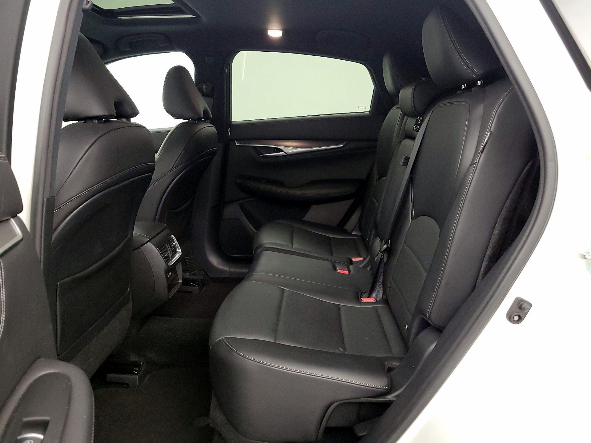 Thumbnail: 2023 INFINITI QX55 - 20