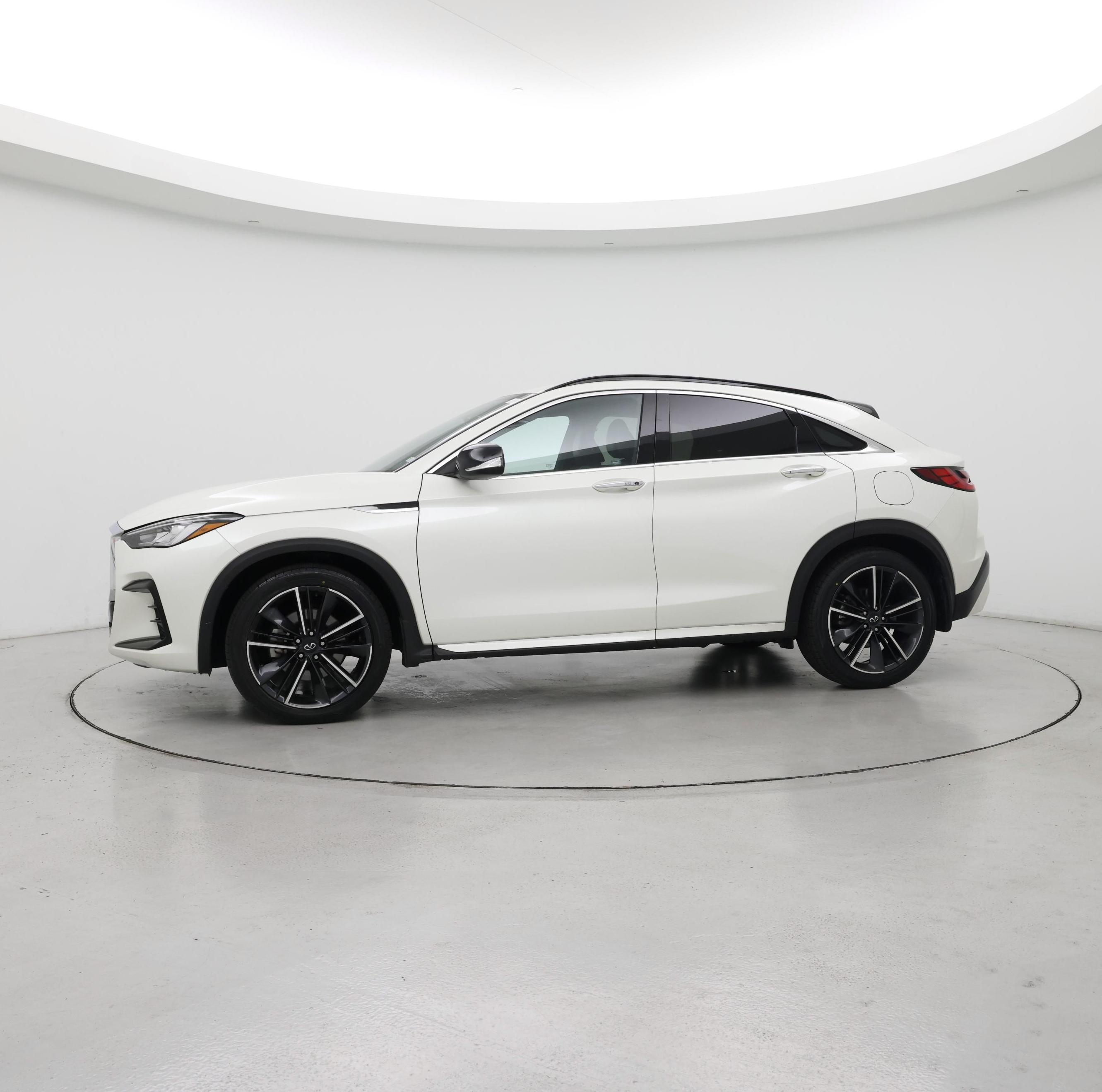 Thumbnail: 2023 INFINITI QX55 - 3