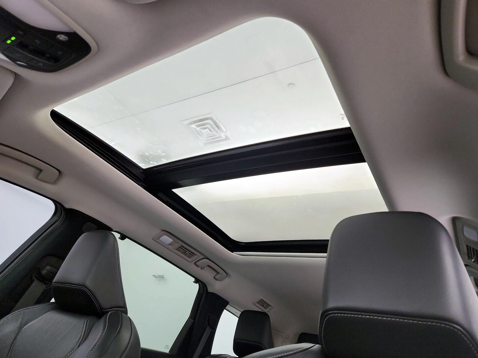 Thumbnail: 2022 INFINITI QX60 - 20