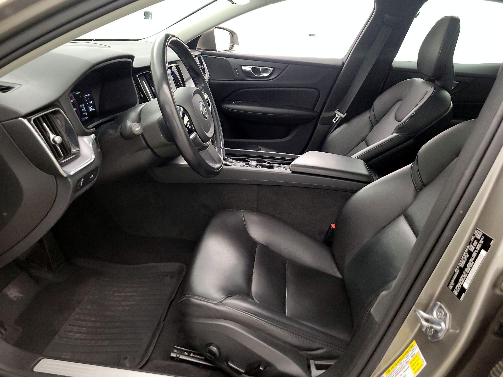 Thumbnail: 2019 Volvo S60 - 11