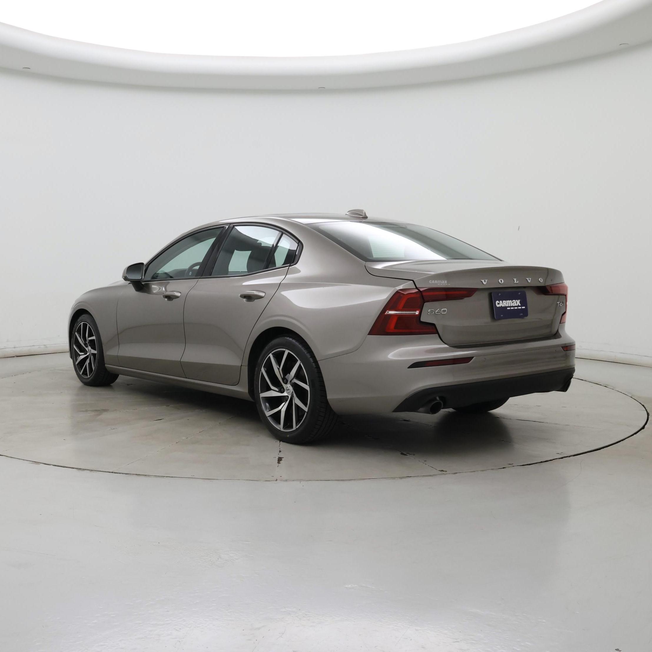 Thumbnail: 2019 Volvo S60 - 2