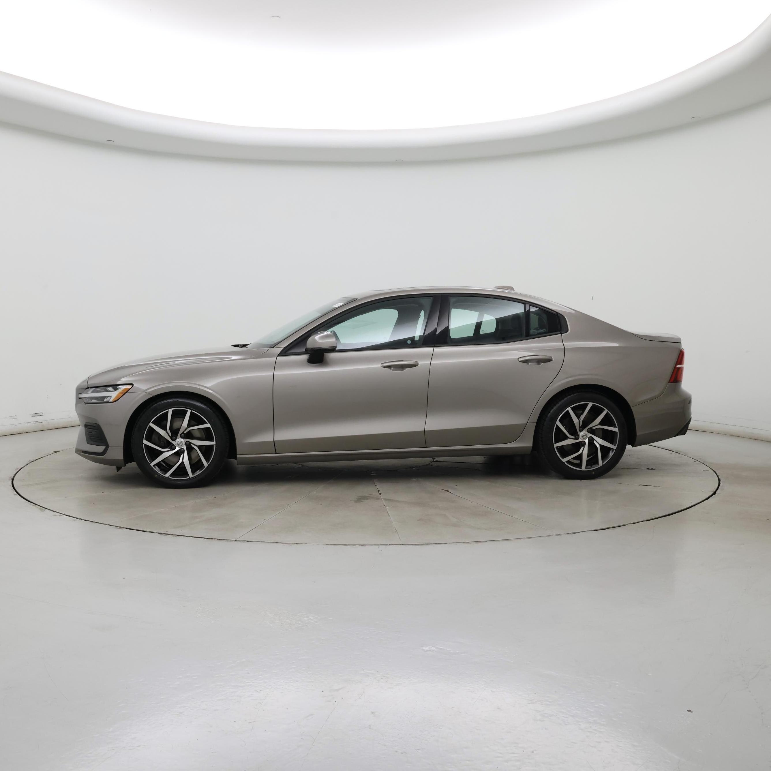 Thumbnail: 2019 Volvo S60 - 3