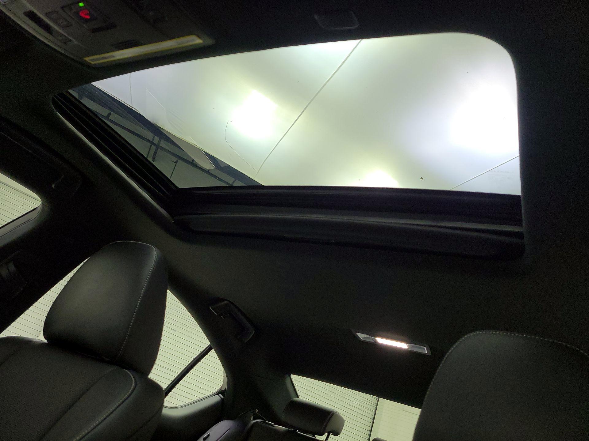 Thumbnail: 2023 Lexus IS - 19