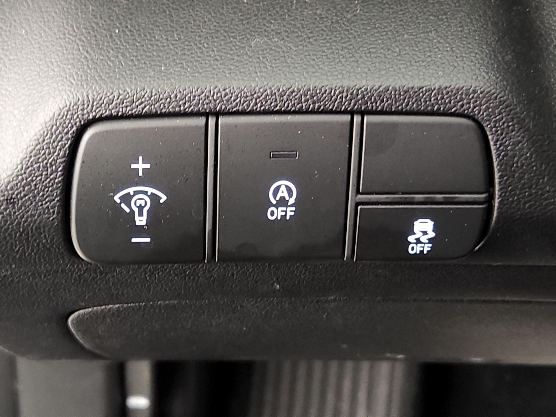 Thumbnail: 2024 Hyundai Elantra - 13