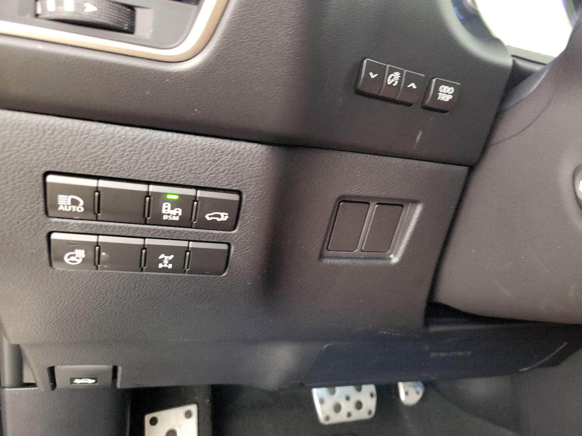 Thumbnail: 2020 Lexus NX - 13