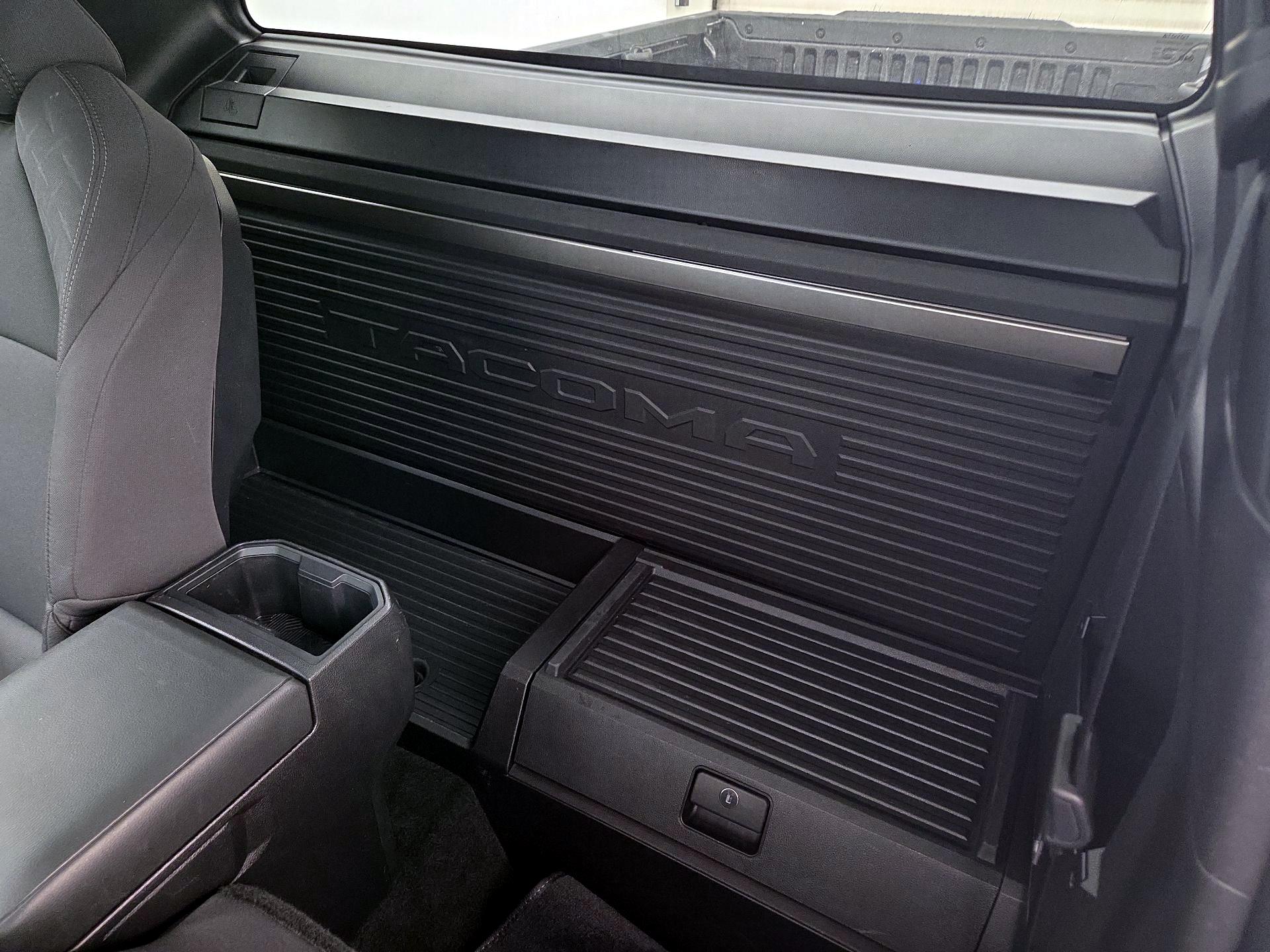 Thumbnail: 2024 Toyota Tacoma - 19