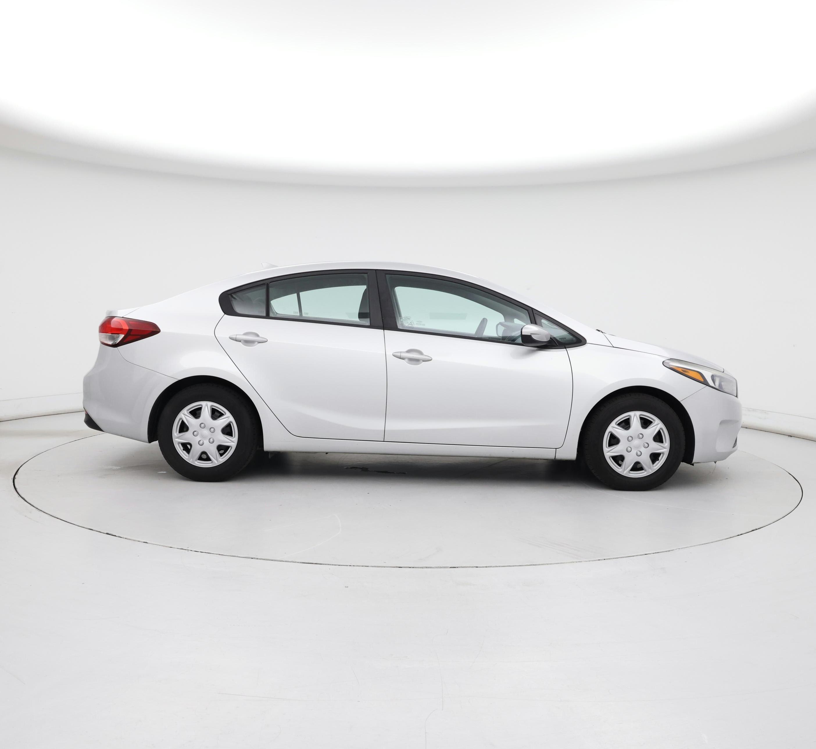 Thumbnail: 2017 Kia Forte - 7