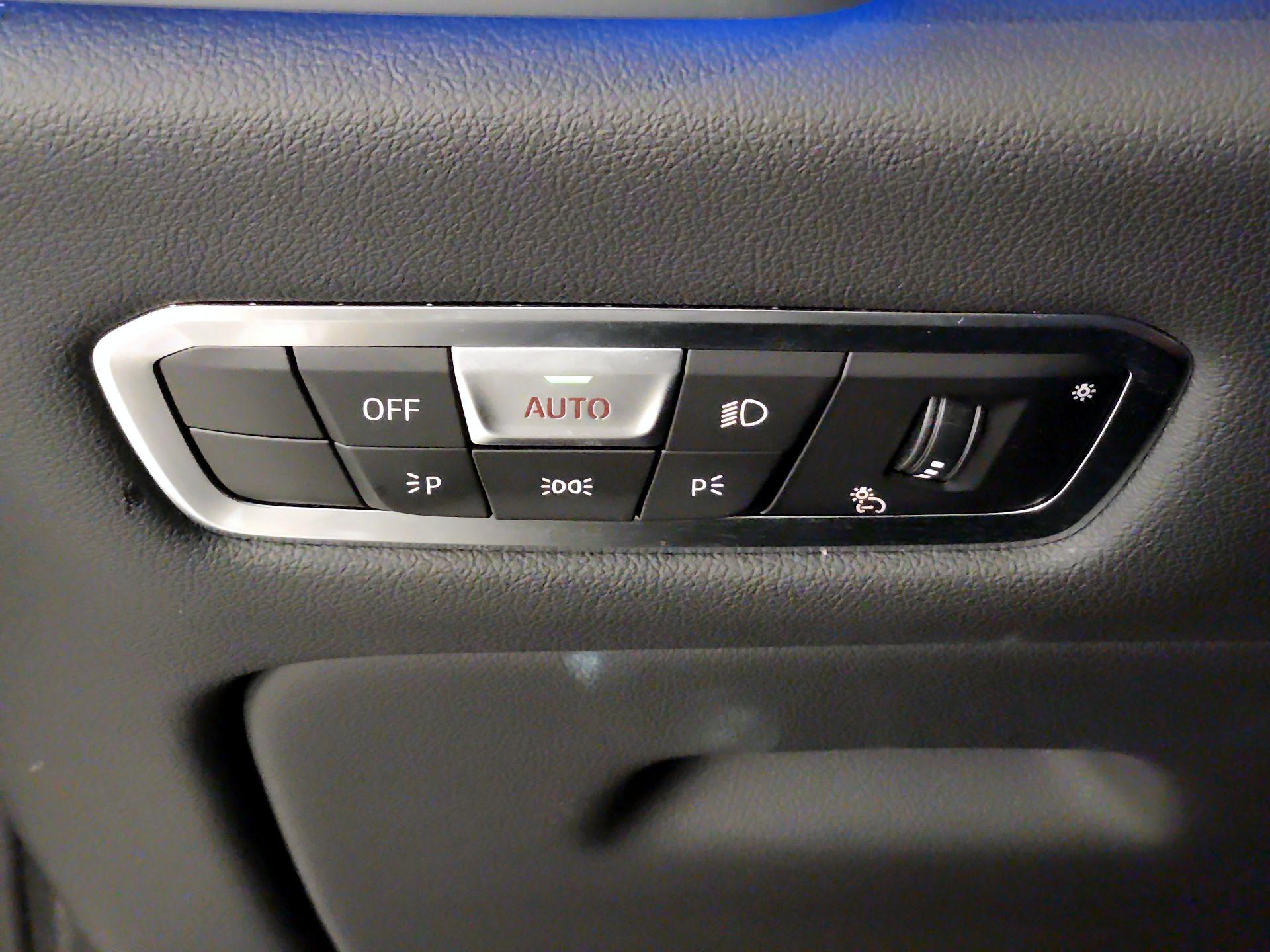 Thumbnail: 2023 BMW X5 - 13