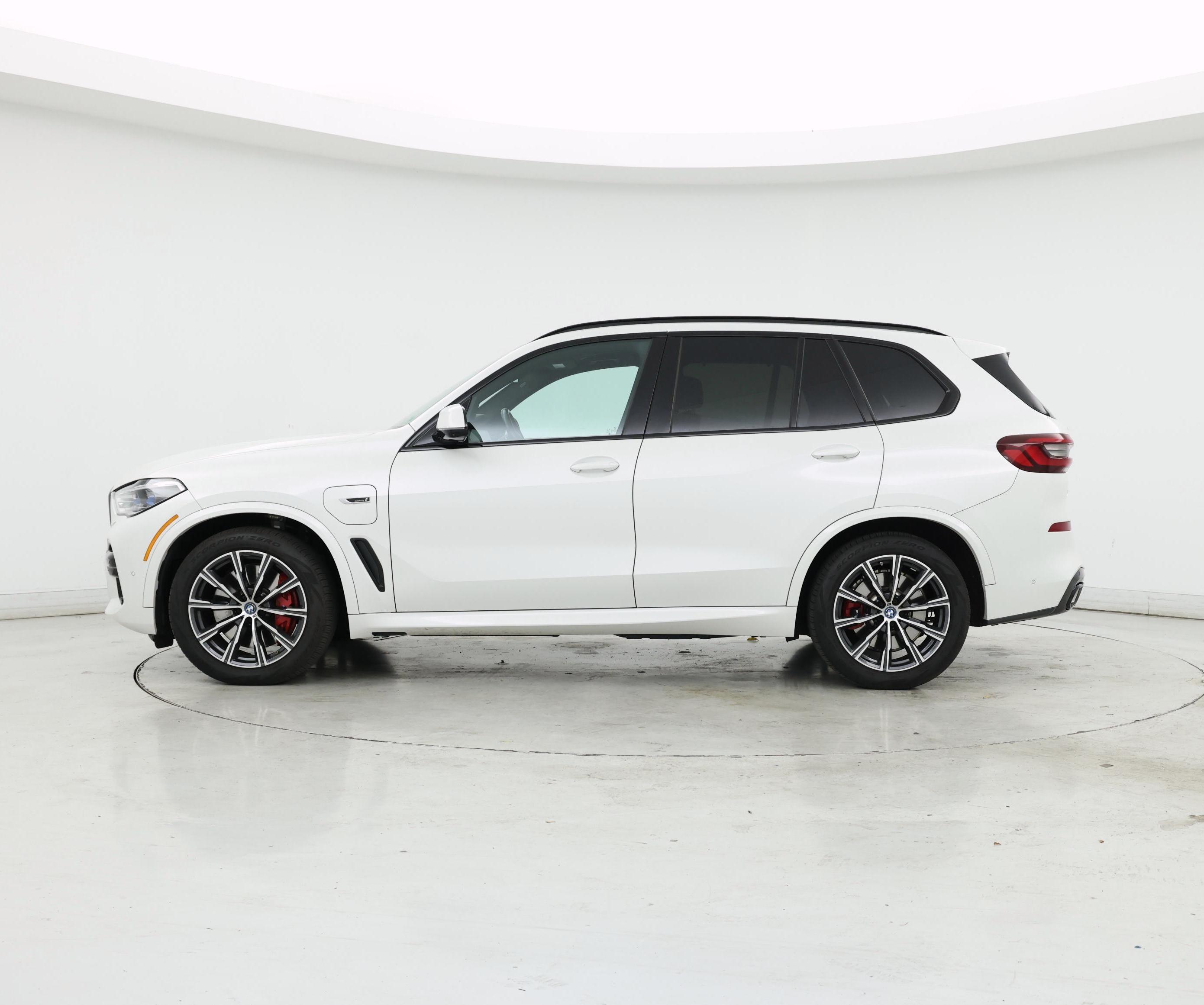 Thumbnail: 2023 BMW X5 - 3