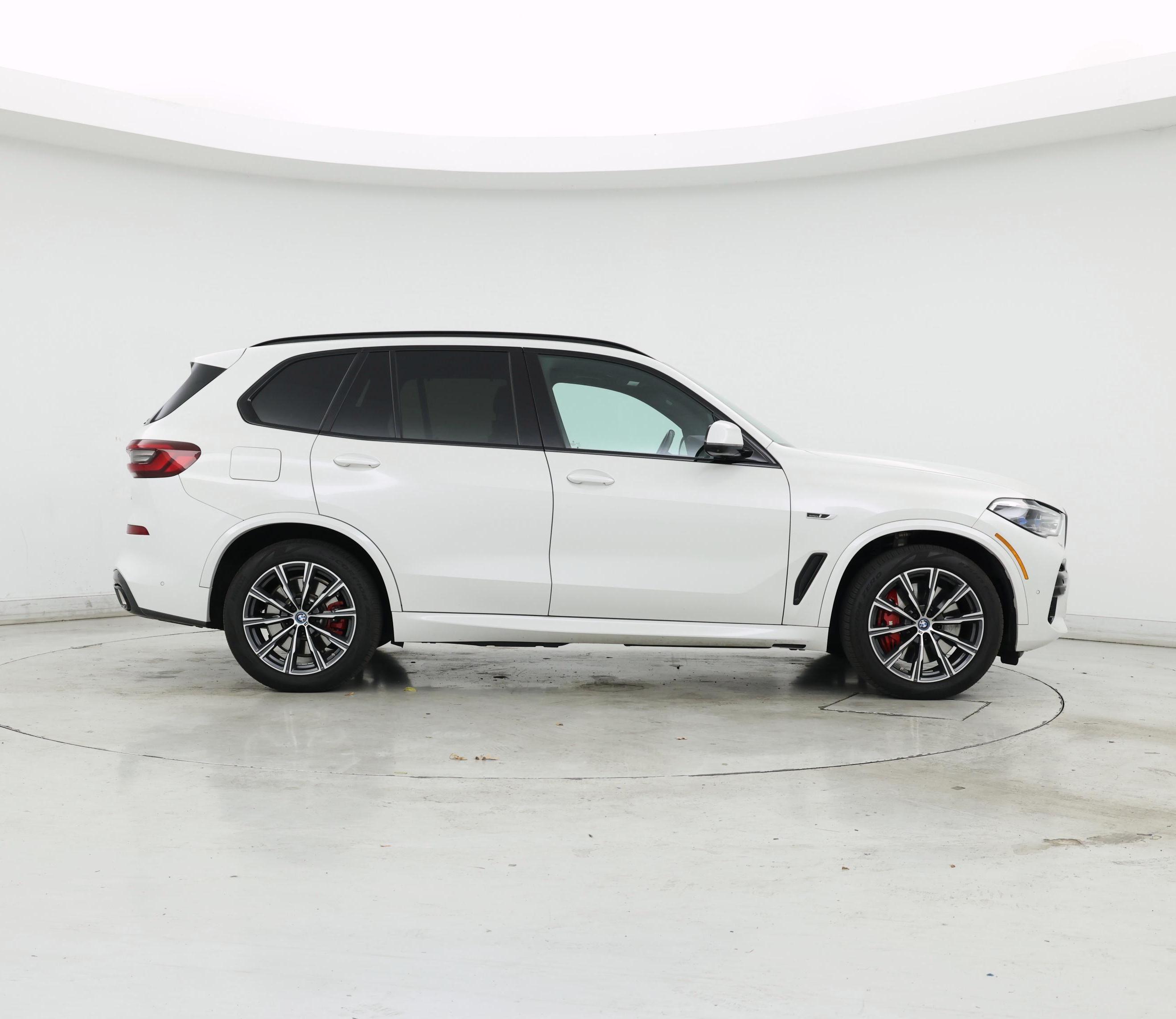 Thumbnail: 2023 BMW X5 - 7