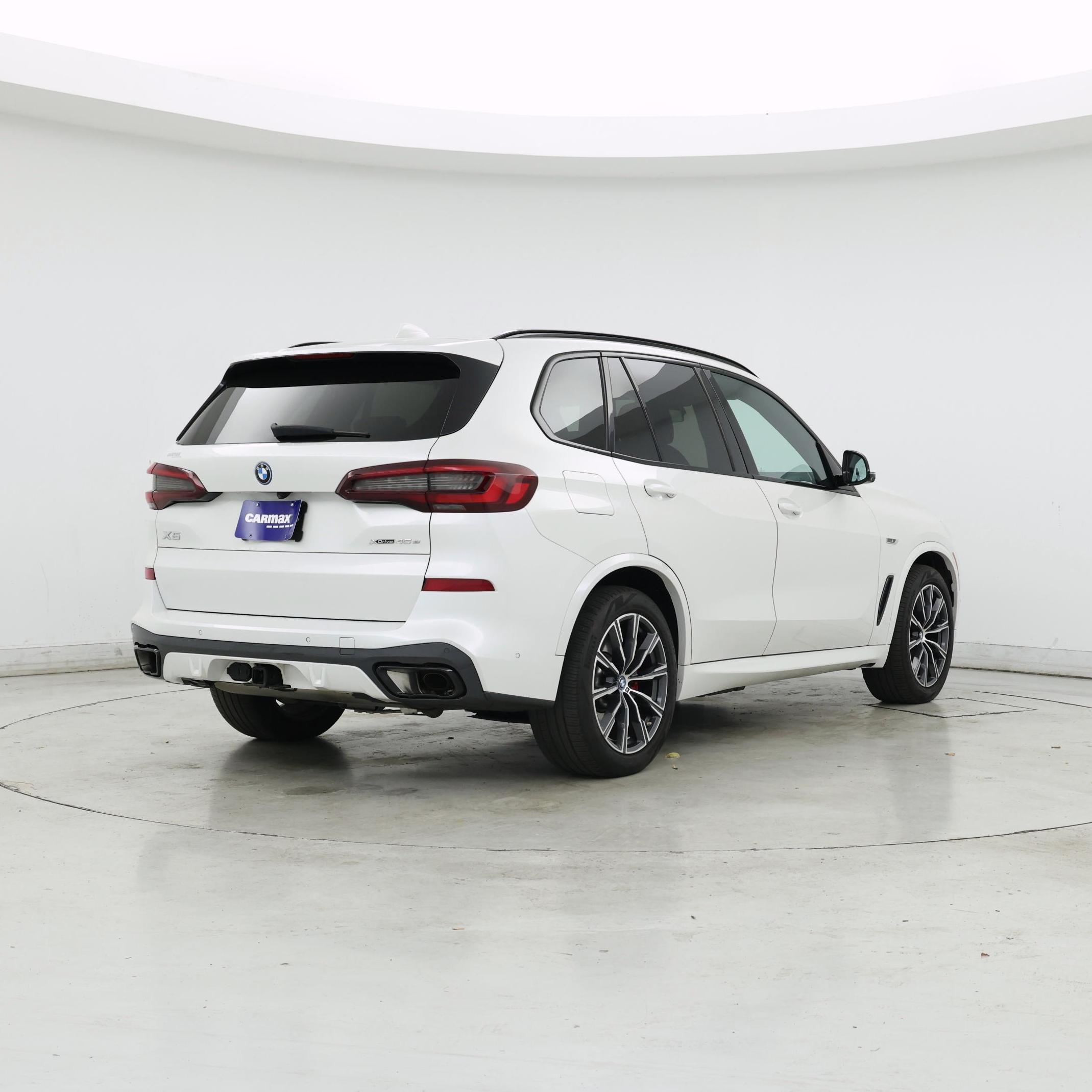 Thumbnail: 2023 BMW X5 - 8