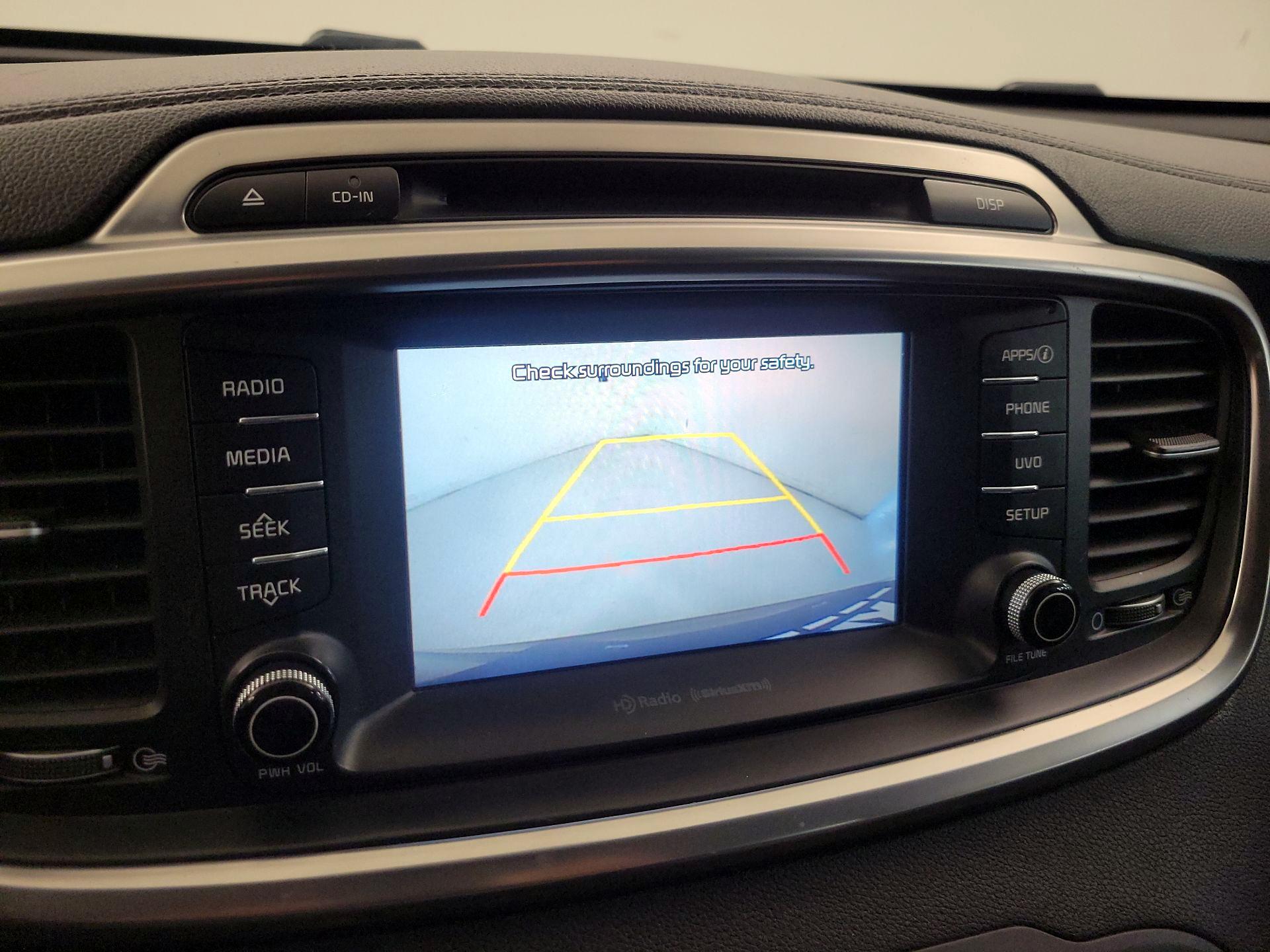 Thumbnail: 2017 Kia Sorento - 14