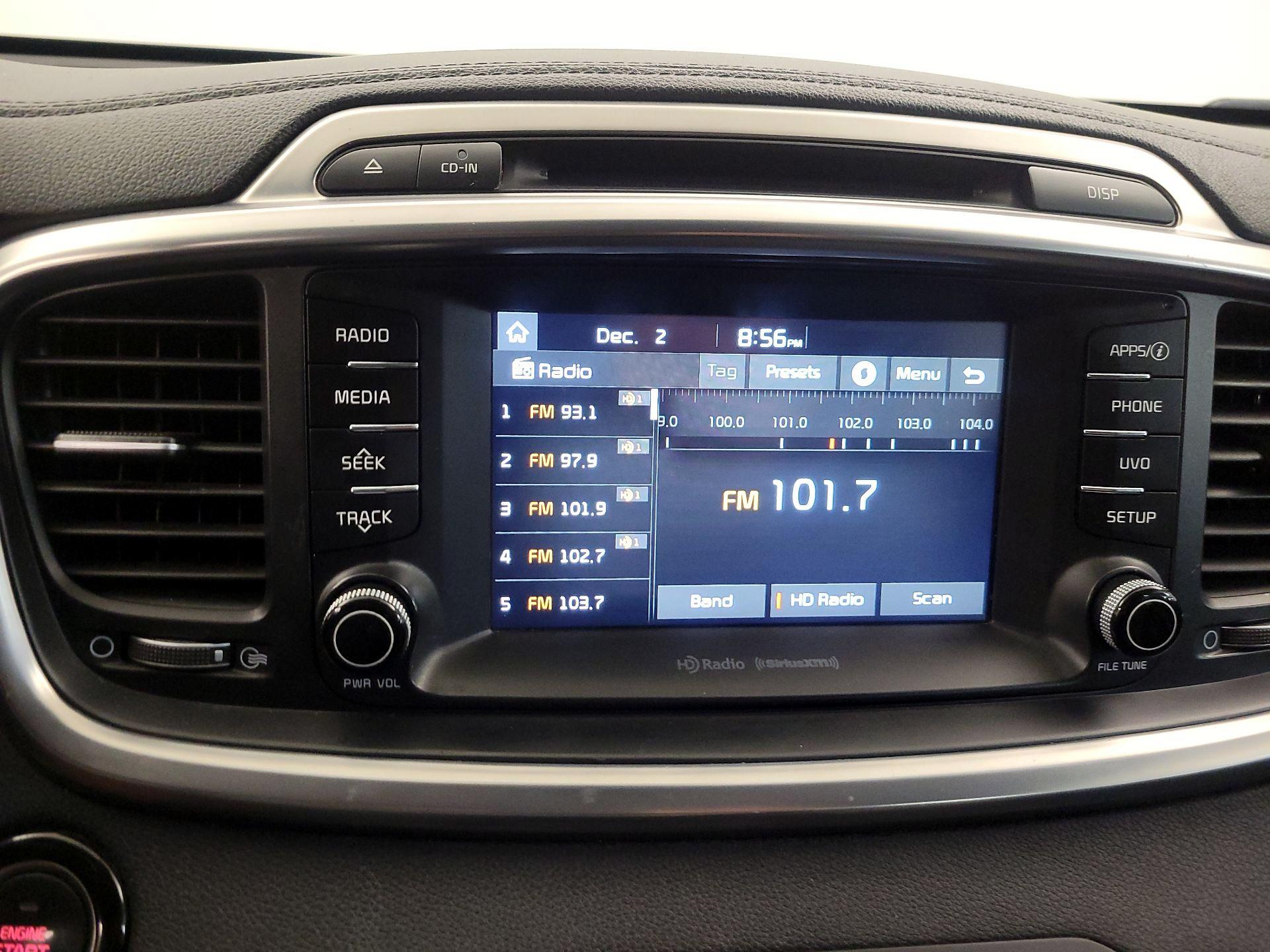 Thumbnail: 2017 Kia Sorento - 15