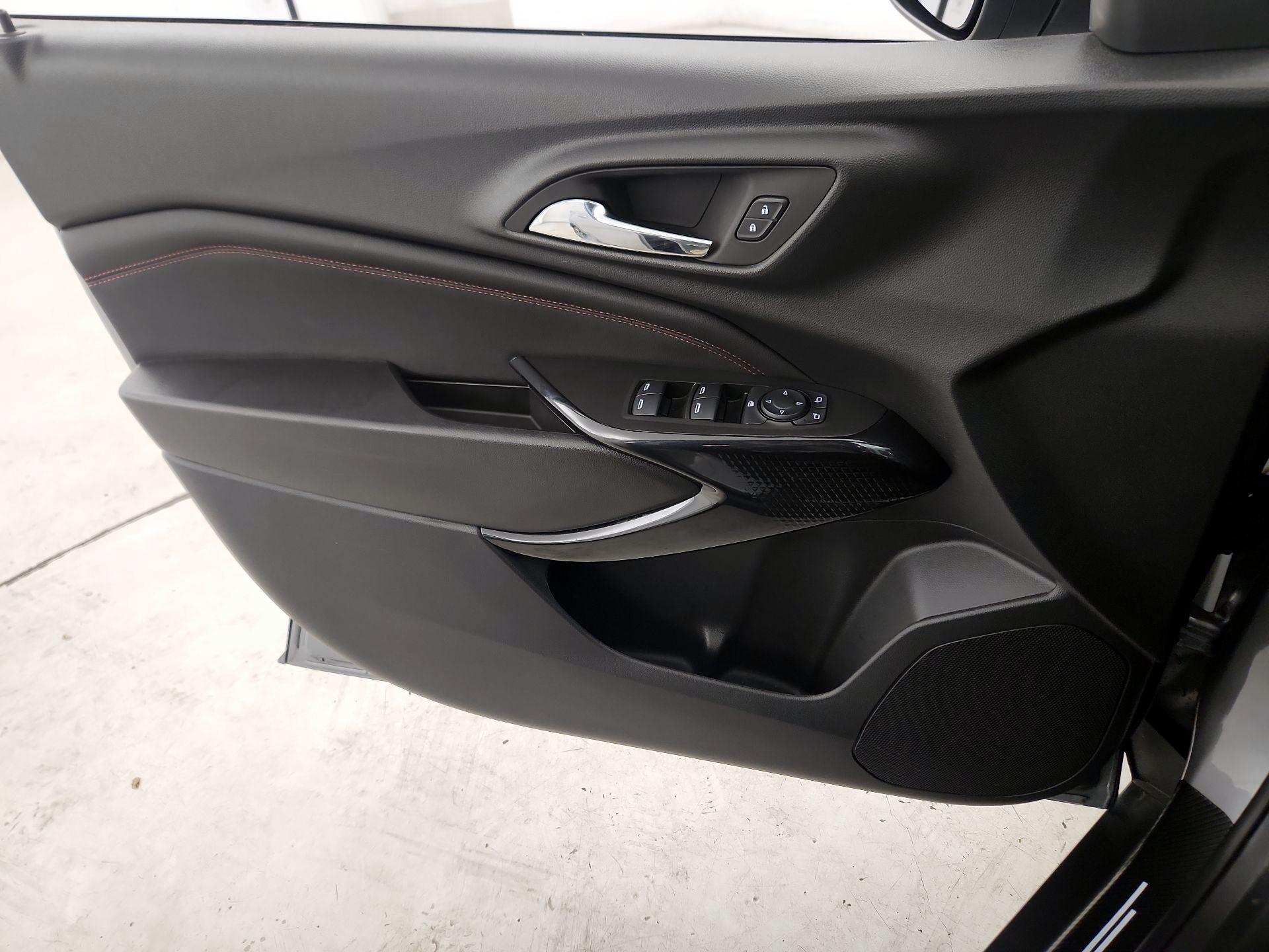 Thumbnail: 2025 Chevrolet Trax - 12