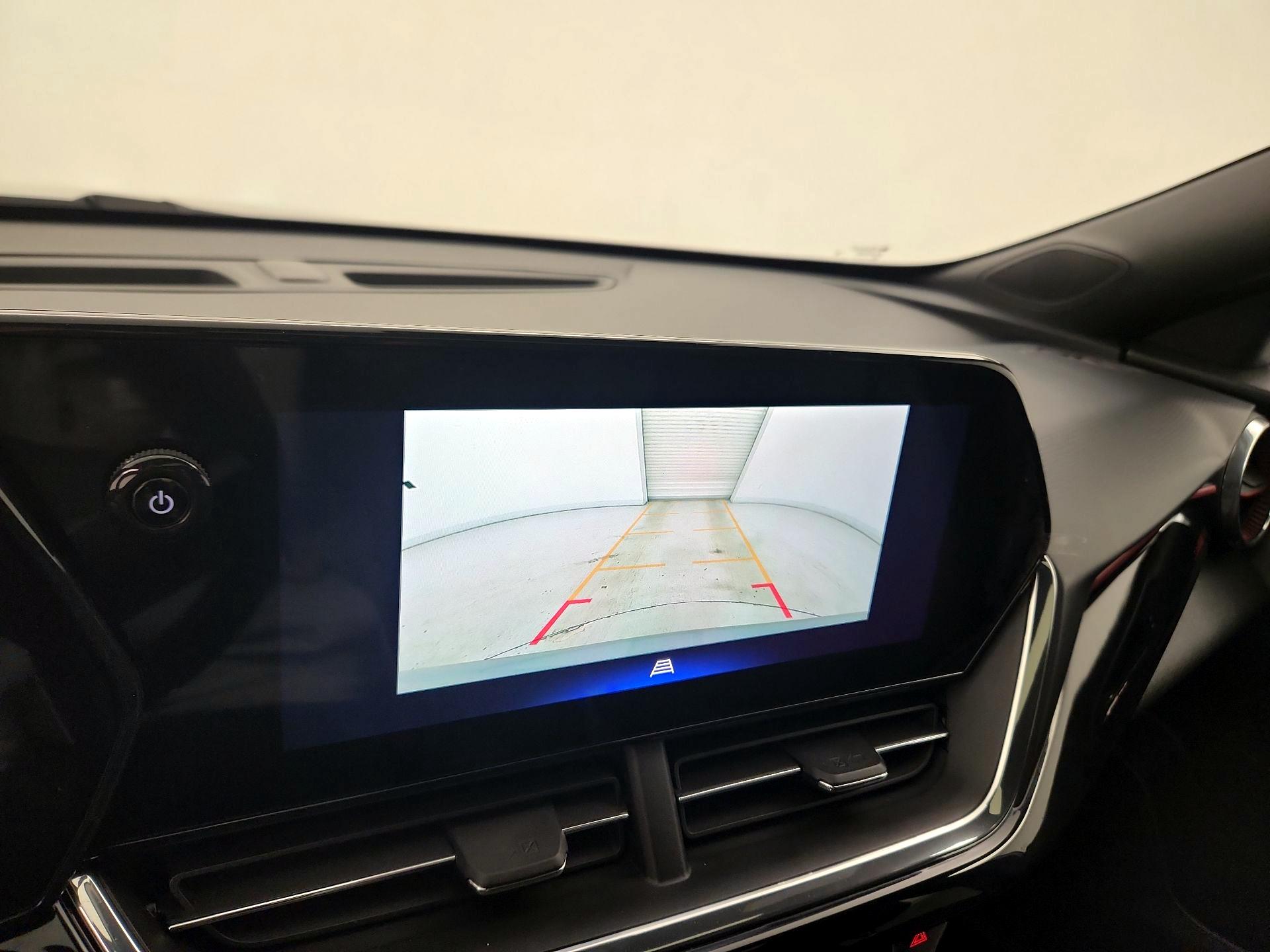 Thumbnail: 2025 Chevrolet Trax - 14