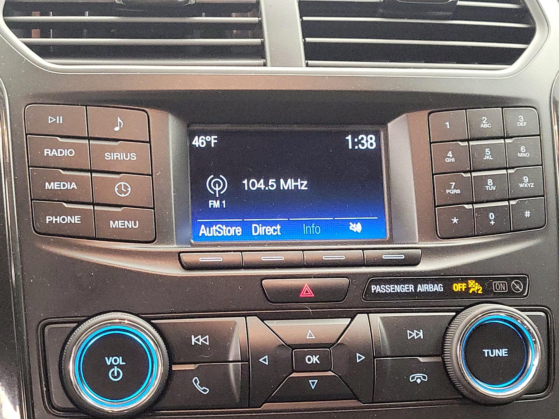 Thumbnail: 2019 Ford Explorer - 15