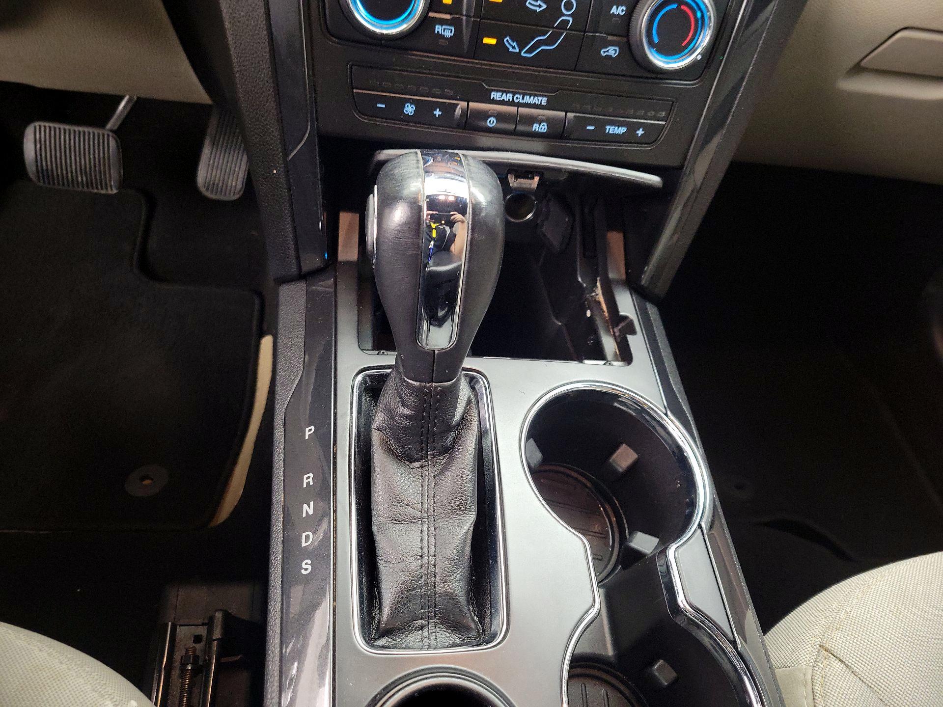 Thumbnail: 2019 Ford Explorer - 17