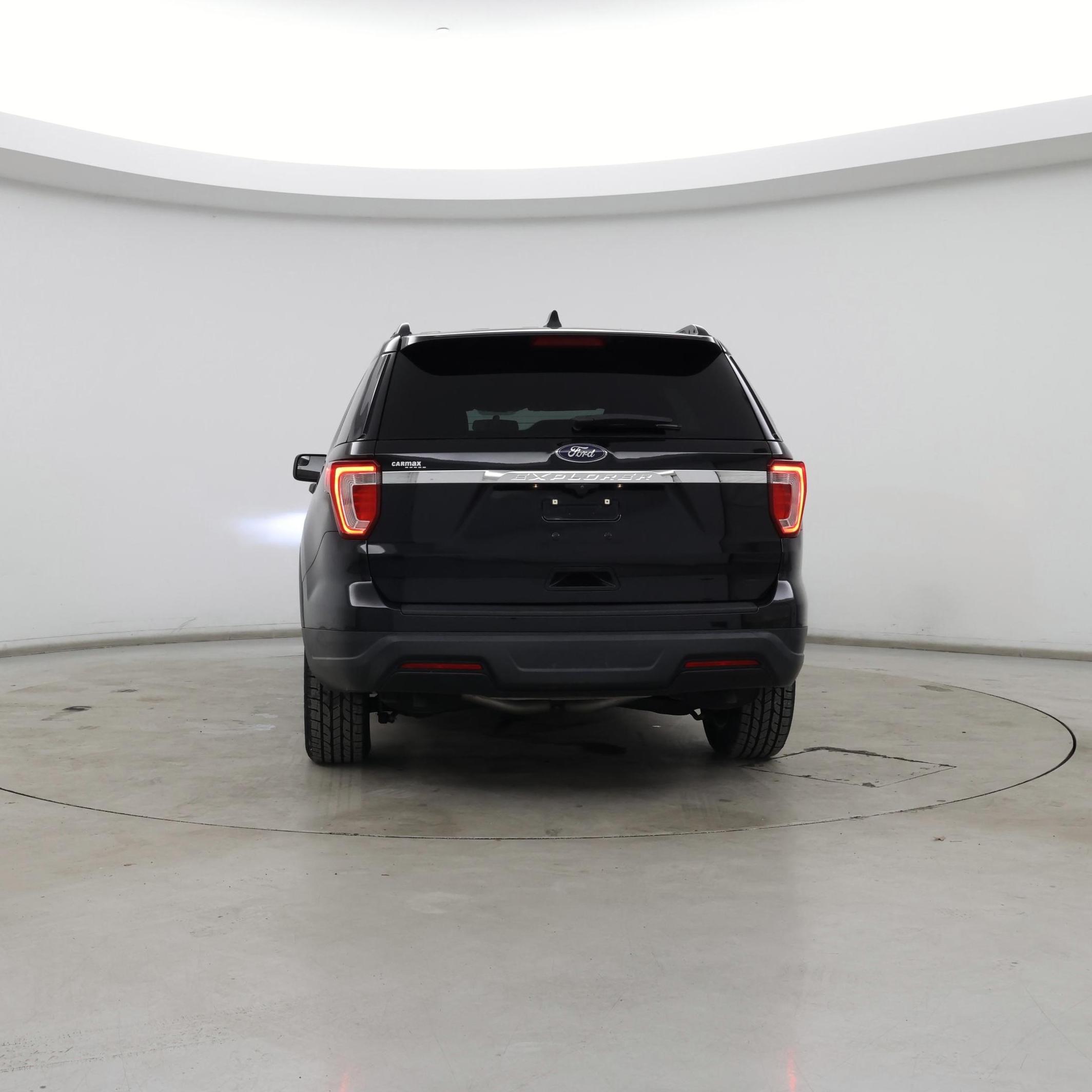 Thumbnail: 2019 Ford Explorer - 6