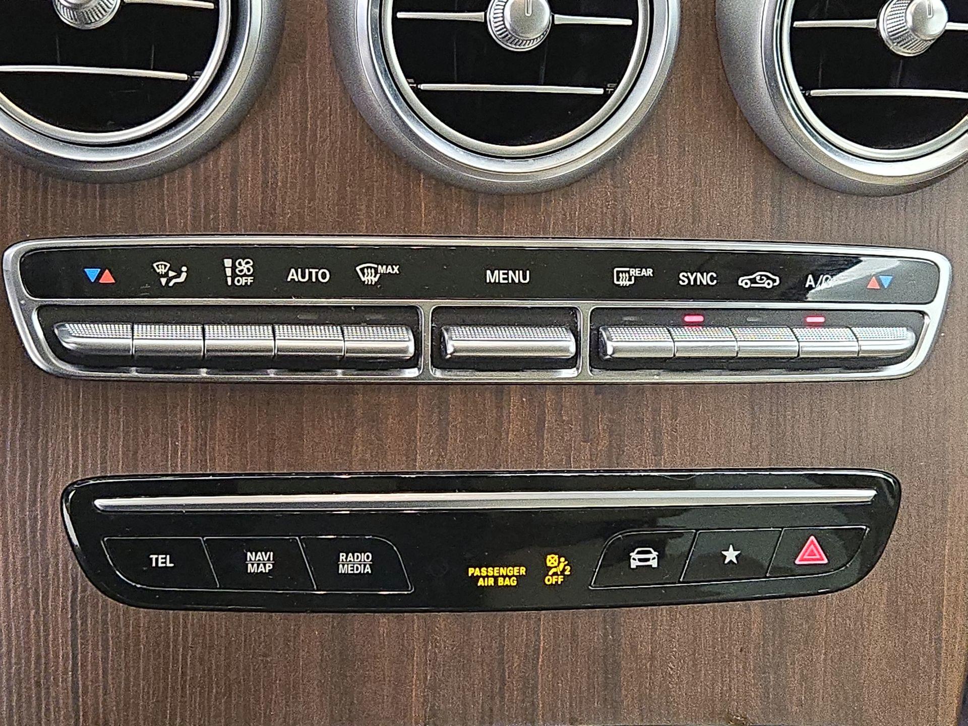 Thumbnail: 2022 Mercedes-Benz GLC - 16