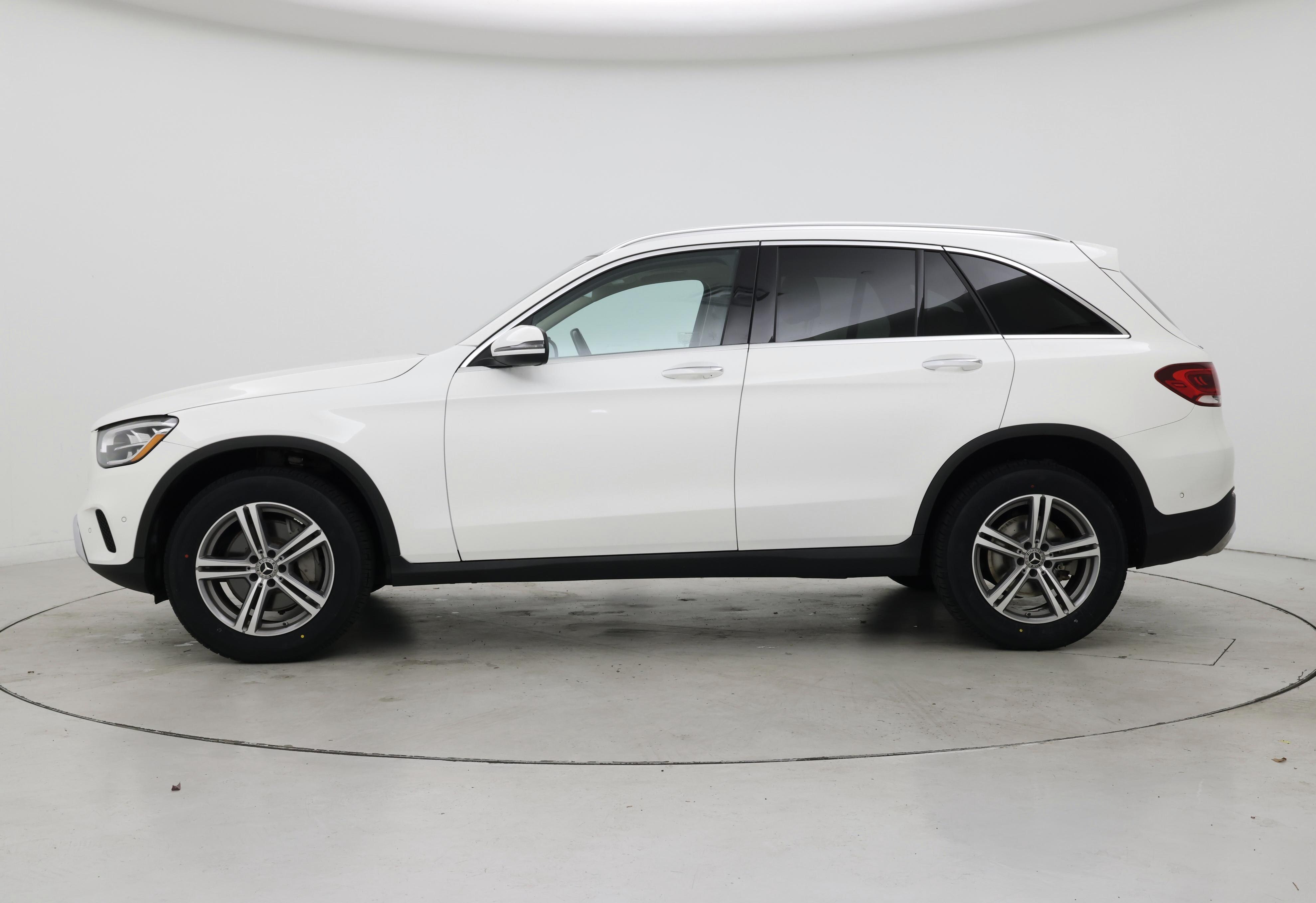 Thumbnail: 2022 Mercedes-Benz GLC - 3