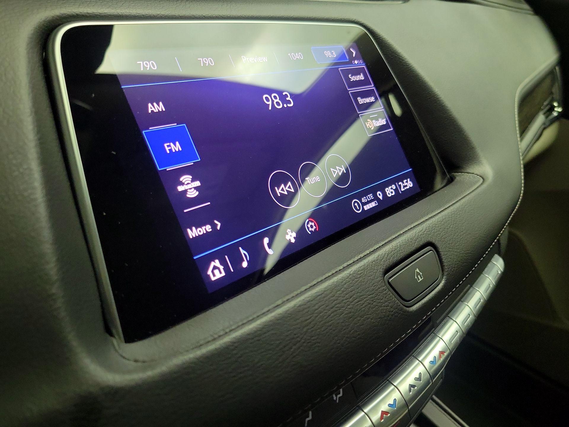 Thumbnail: 2023 Cadillac XT4 - 15