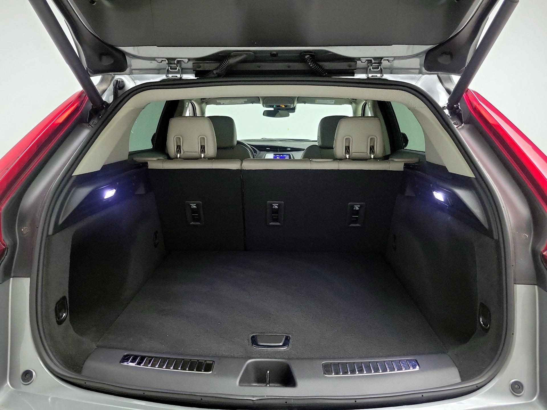 Thumbnail: 2023 Cadillac XT4 - 20