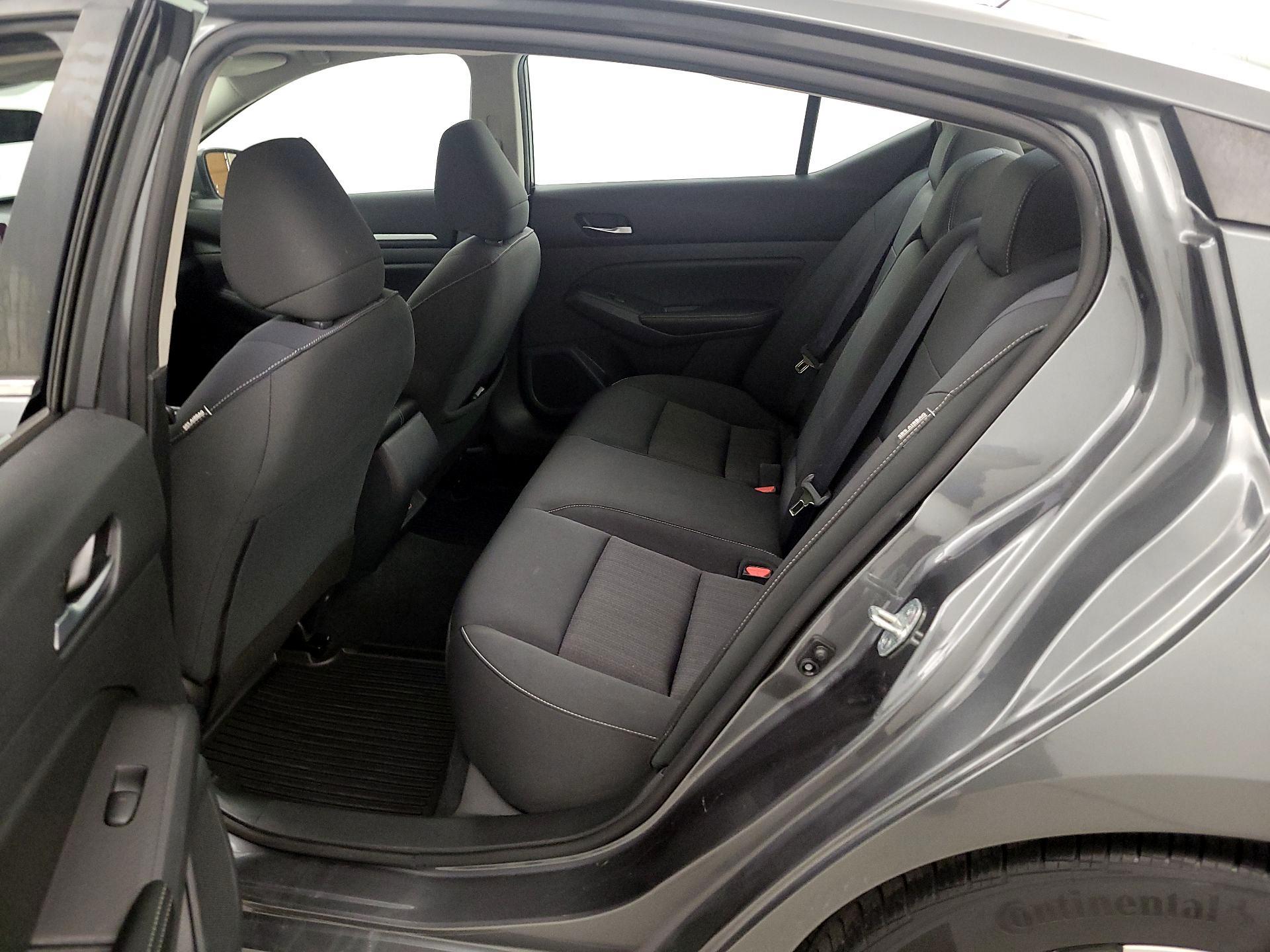 Thumbnail: 2022 Nissan Altima - 19