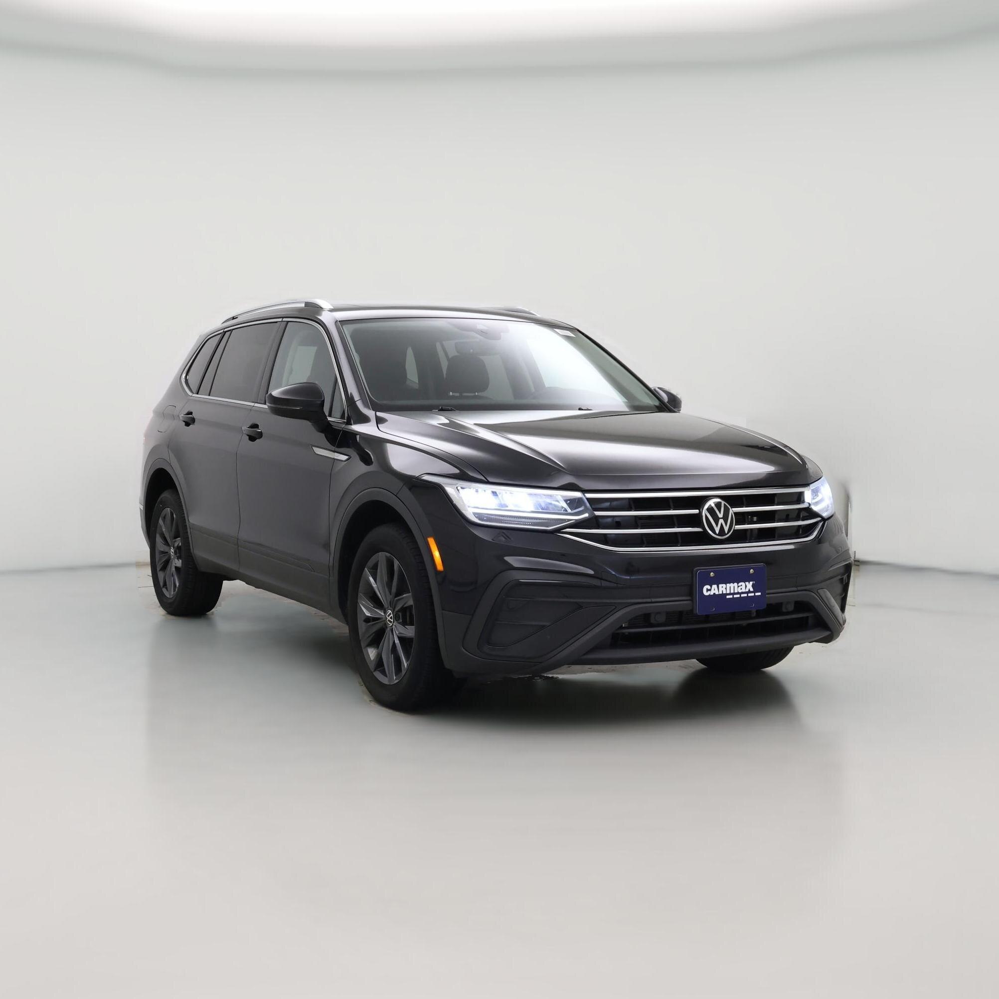 Thumbnail: 2022 Volkswagen Tiguan - 1