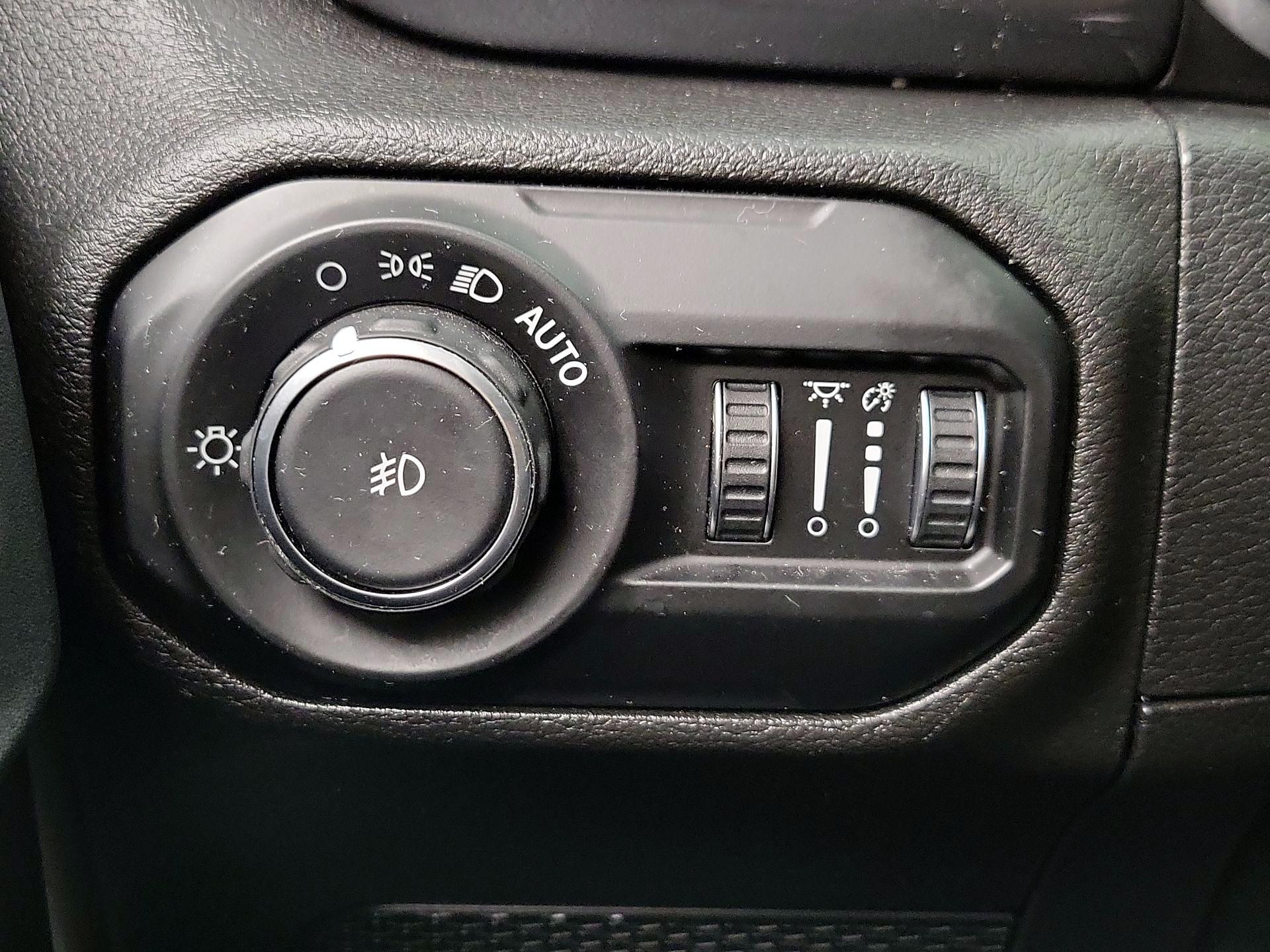 Thumbnail: 2021 Jeep Wrangler - 13