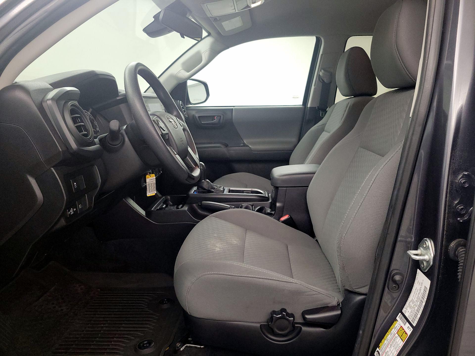 Thumbnail: 2022 Toyota Tacoma - 11