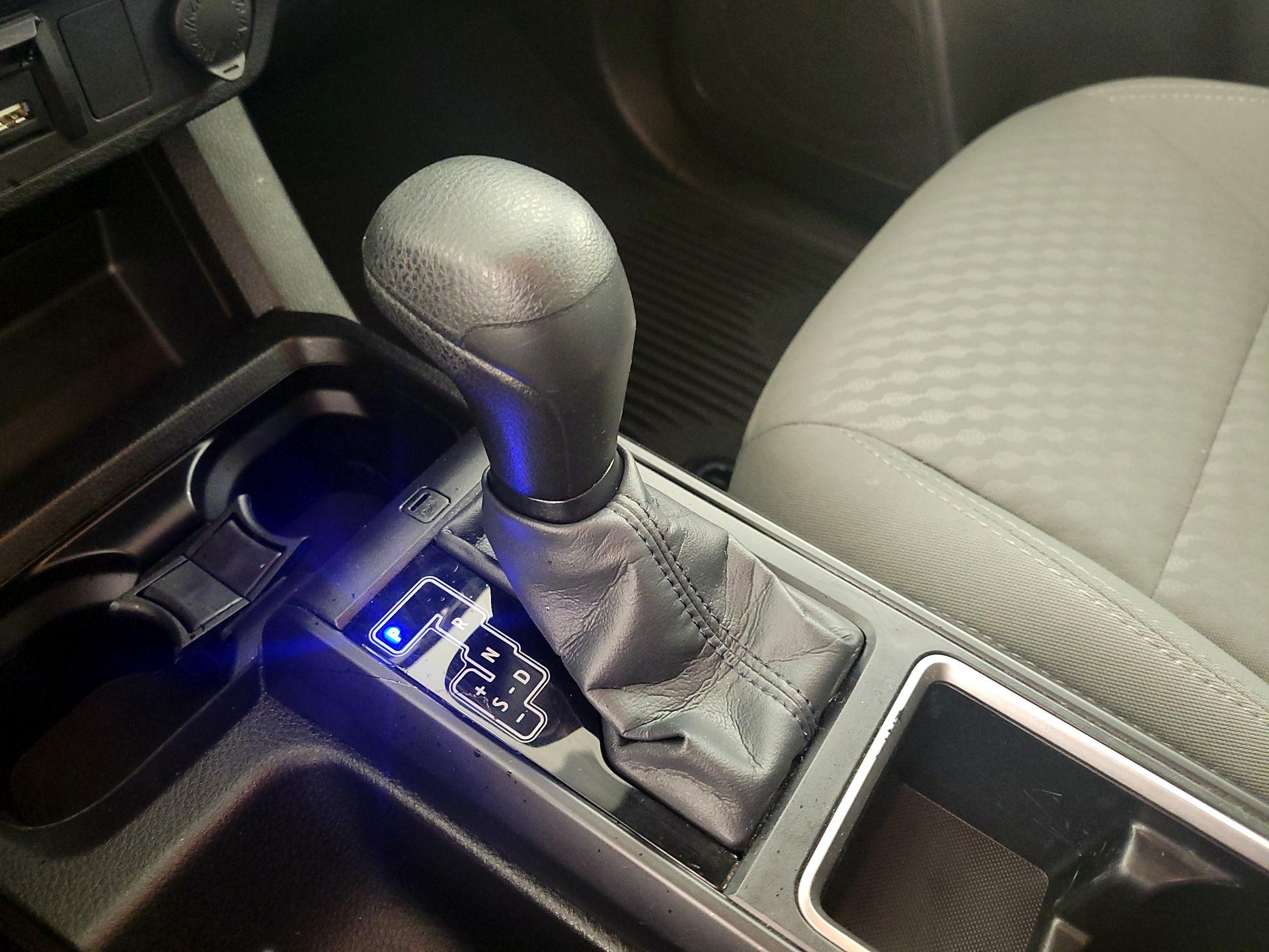 Thumbnail: 2022 Toyota Tacoma - 17