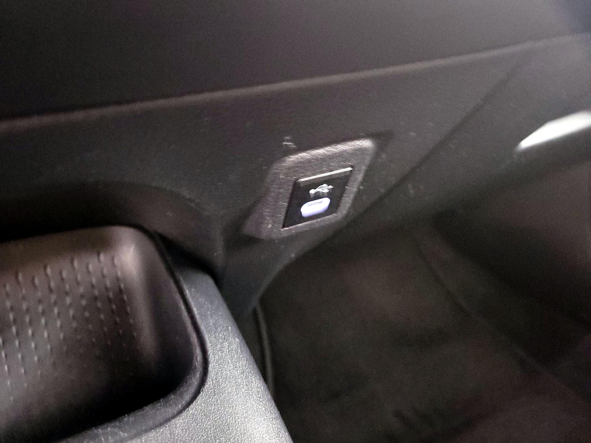 Thumbnail: 2023 Toyota Corolla - 18