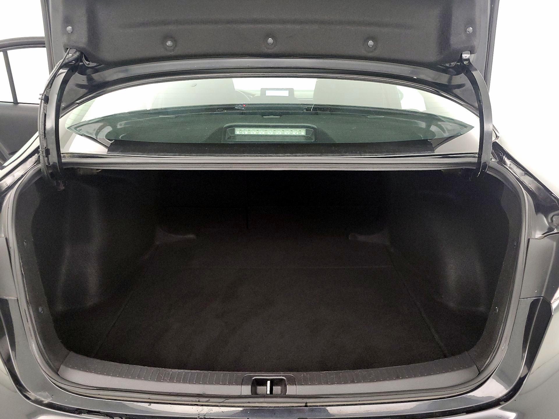 Thumbnail: 2023 Toyota Corolla - 20