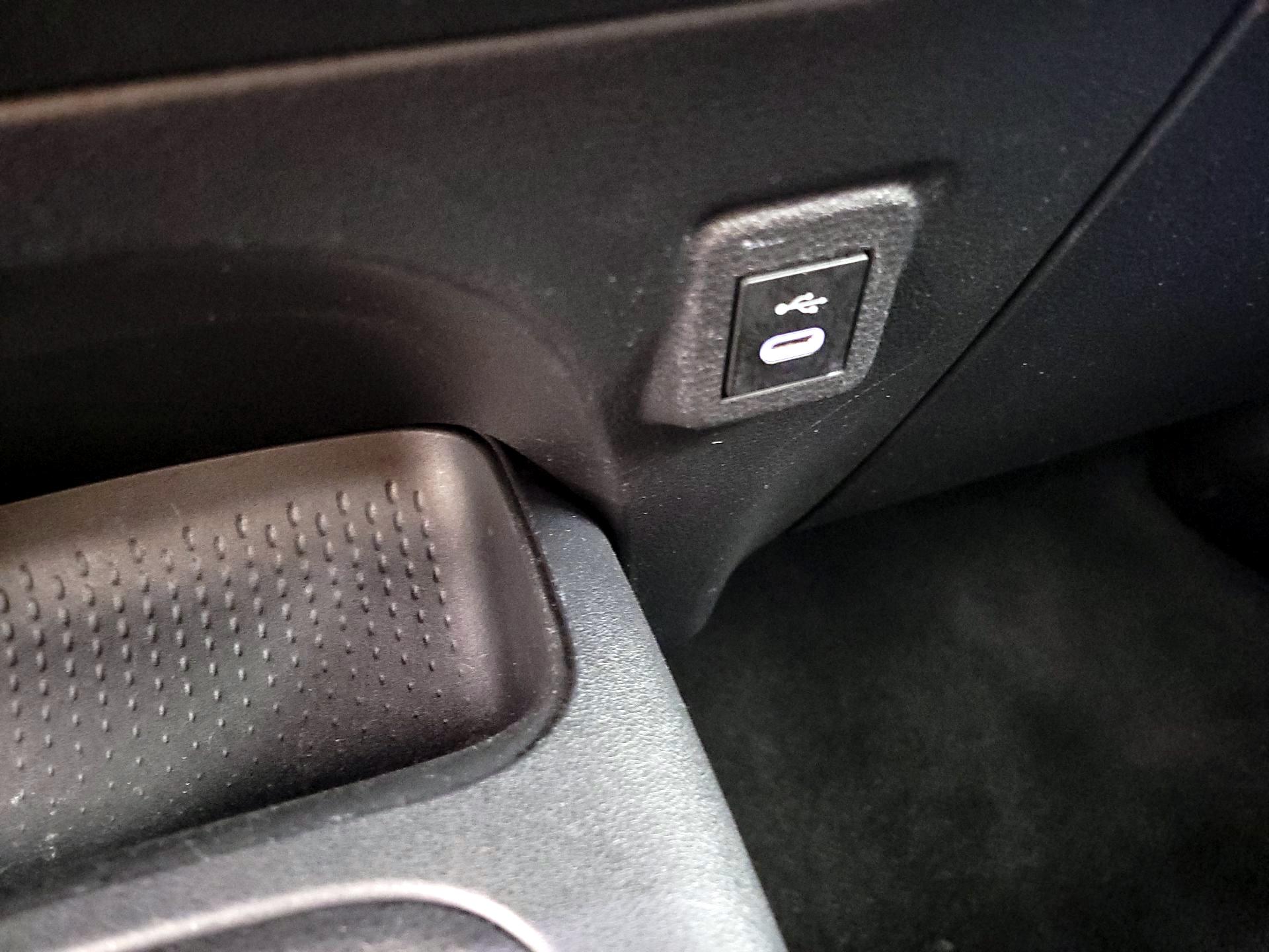 Thumbnail: 2023 Toyota Corolla - 18