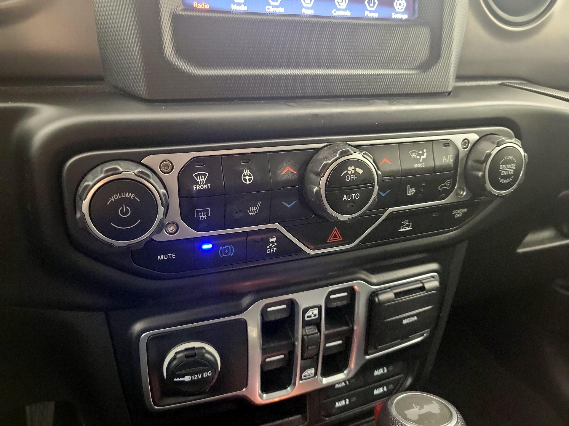 Thumbnail: 2023 Jeep Wrangler - 16