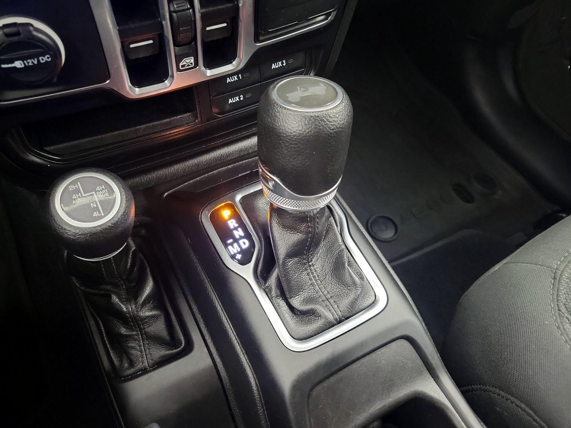 Thumbnail: 2023 Jeep Wrangler - 17