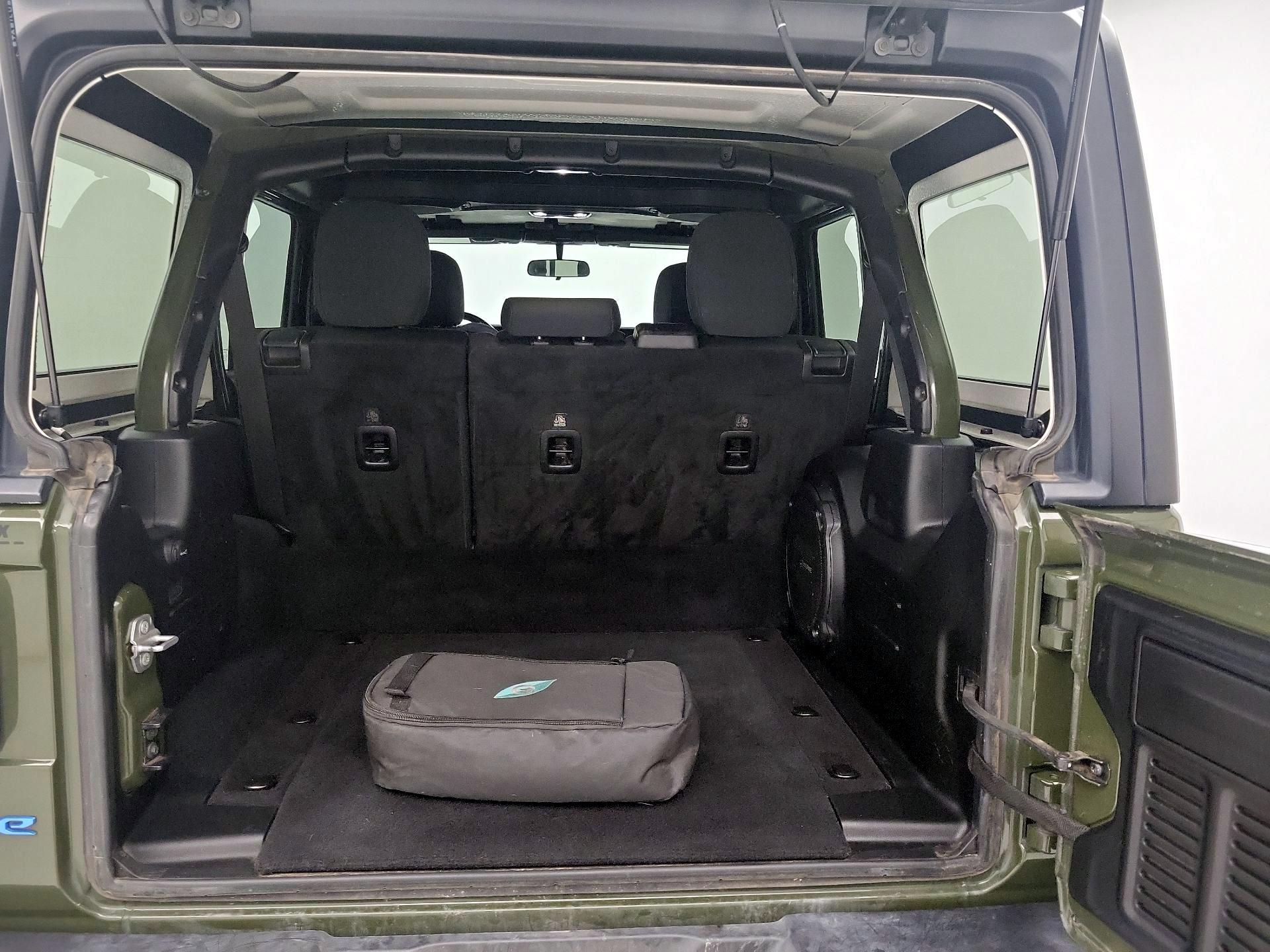 Thumbnail: 2023 Jeep Wrangler - 20