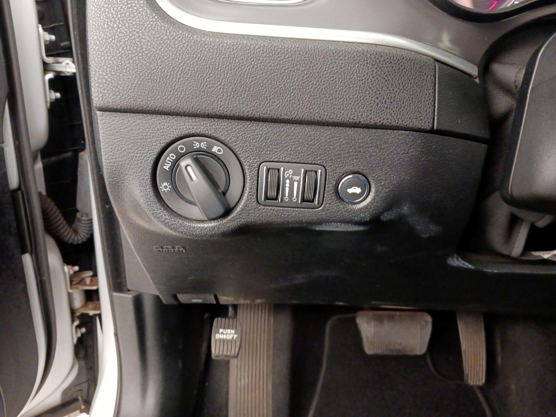 Thumbnail: 2022 Dodge Charger - 13