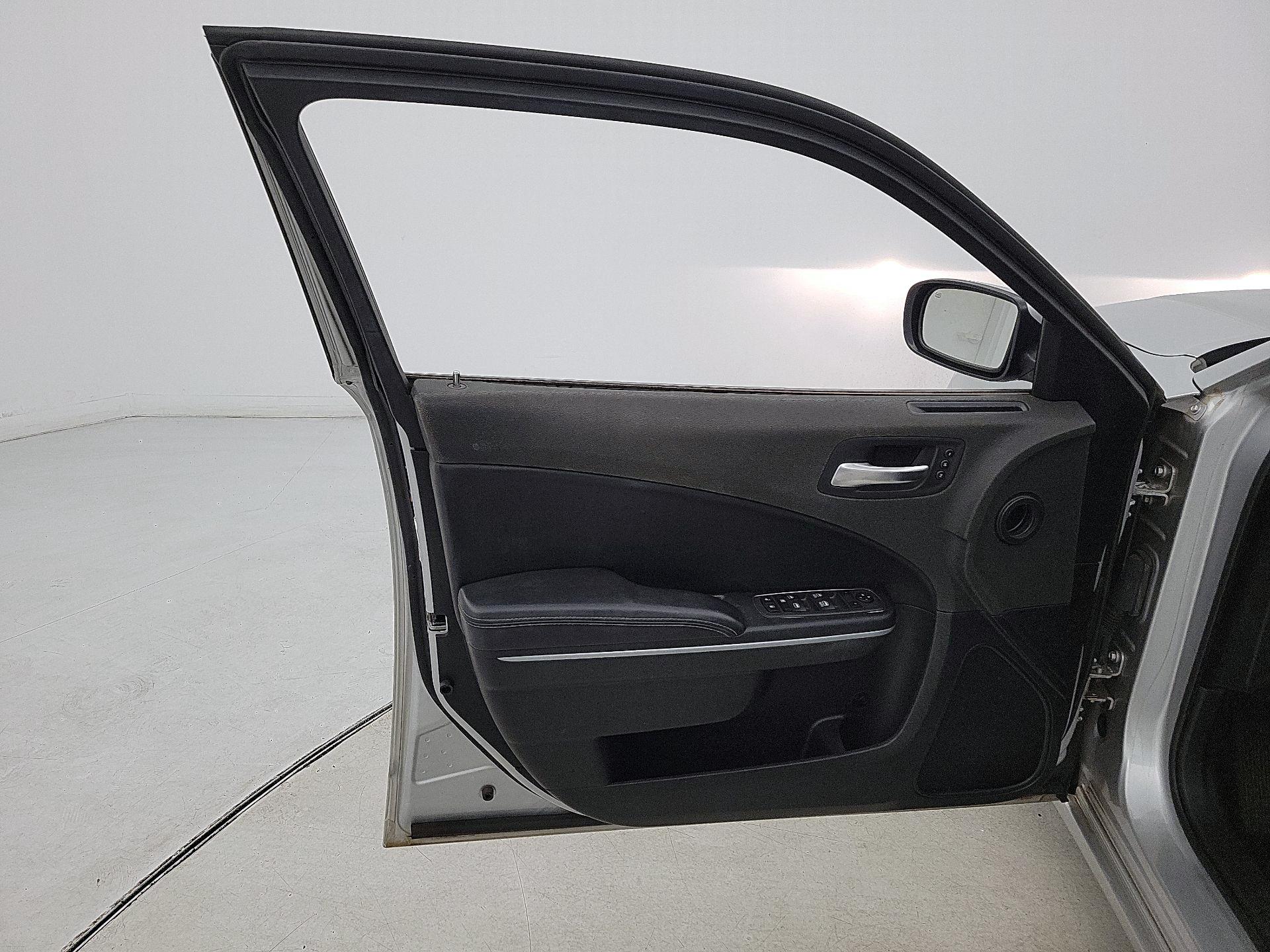 Thumbnail: 2022 Dodge Charger - 12