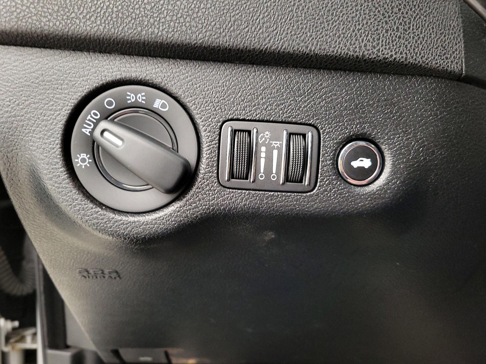 Thumbnail: 2022 Dodge Charger - 13