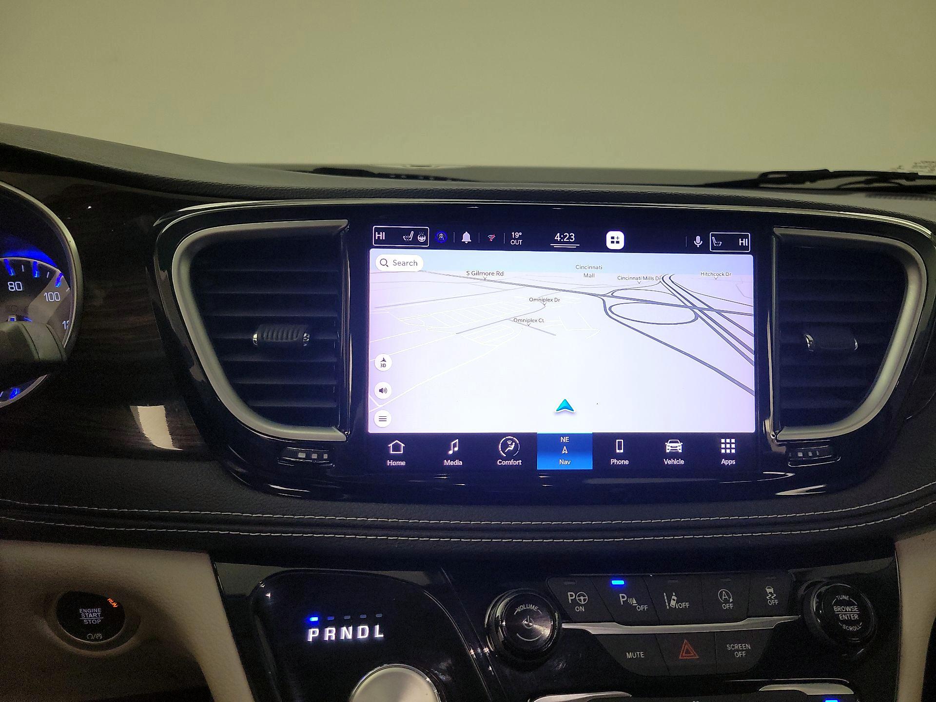 Thumbnail: 2022 Chrysler Pacifica - 14