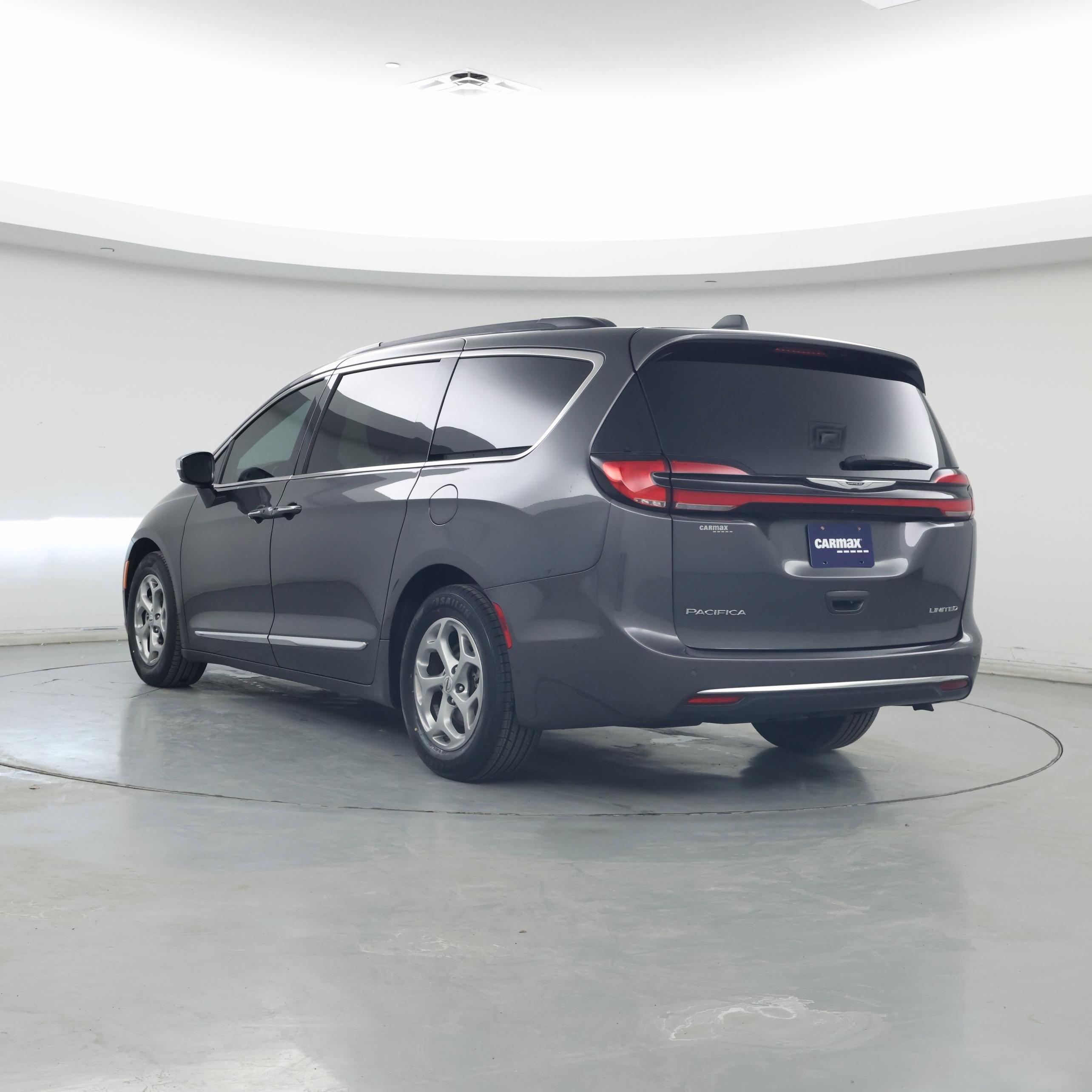 Thumbnail: 2022 Chrysler Pacifica - 2