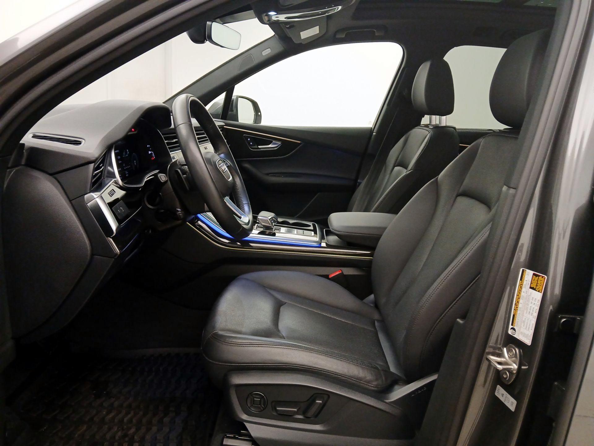 Thumbnail: 2022 Audi Q7 - 11