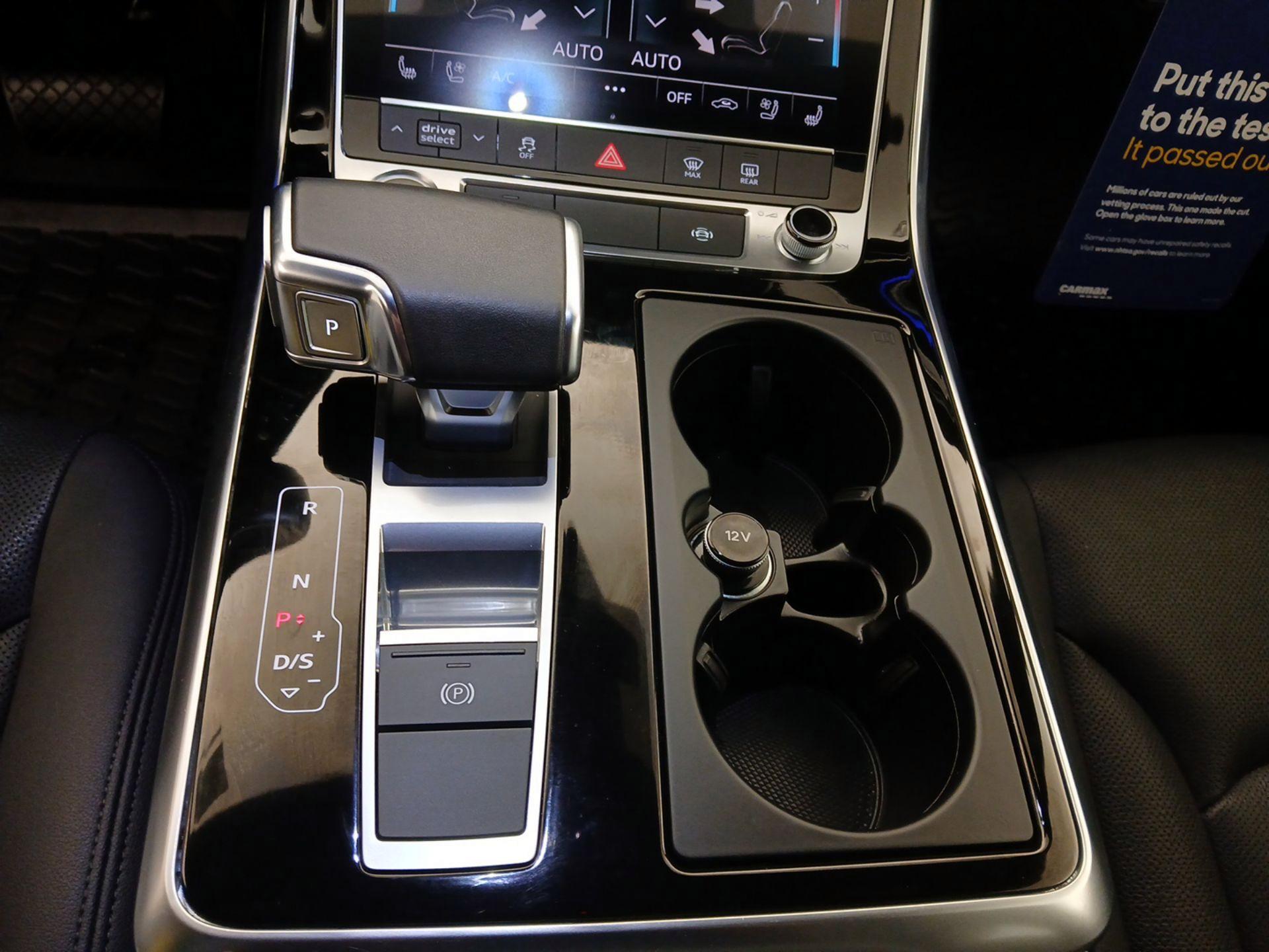 Thumbnail: 2022 Audi Q7 - 18