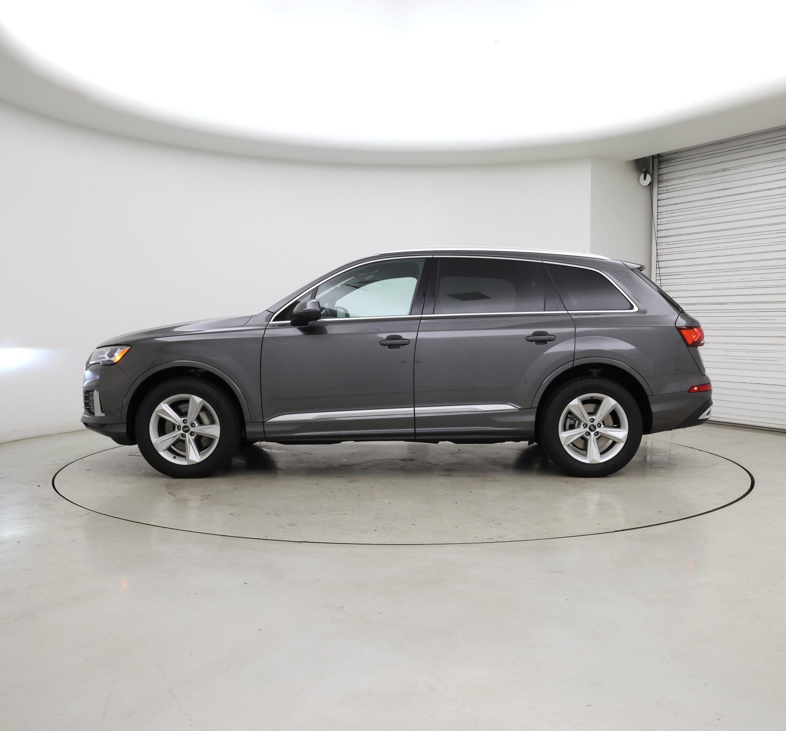 Thumbnail: 2022 Audi Q7 - 3