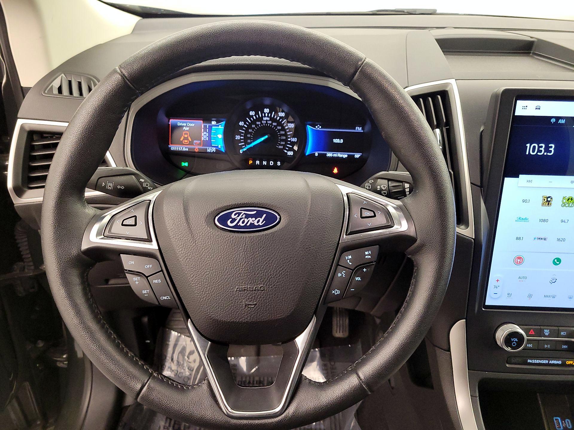 Thumbnail: 2022 Ford Edge - 10