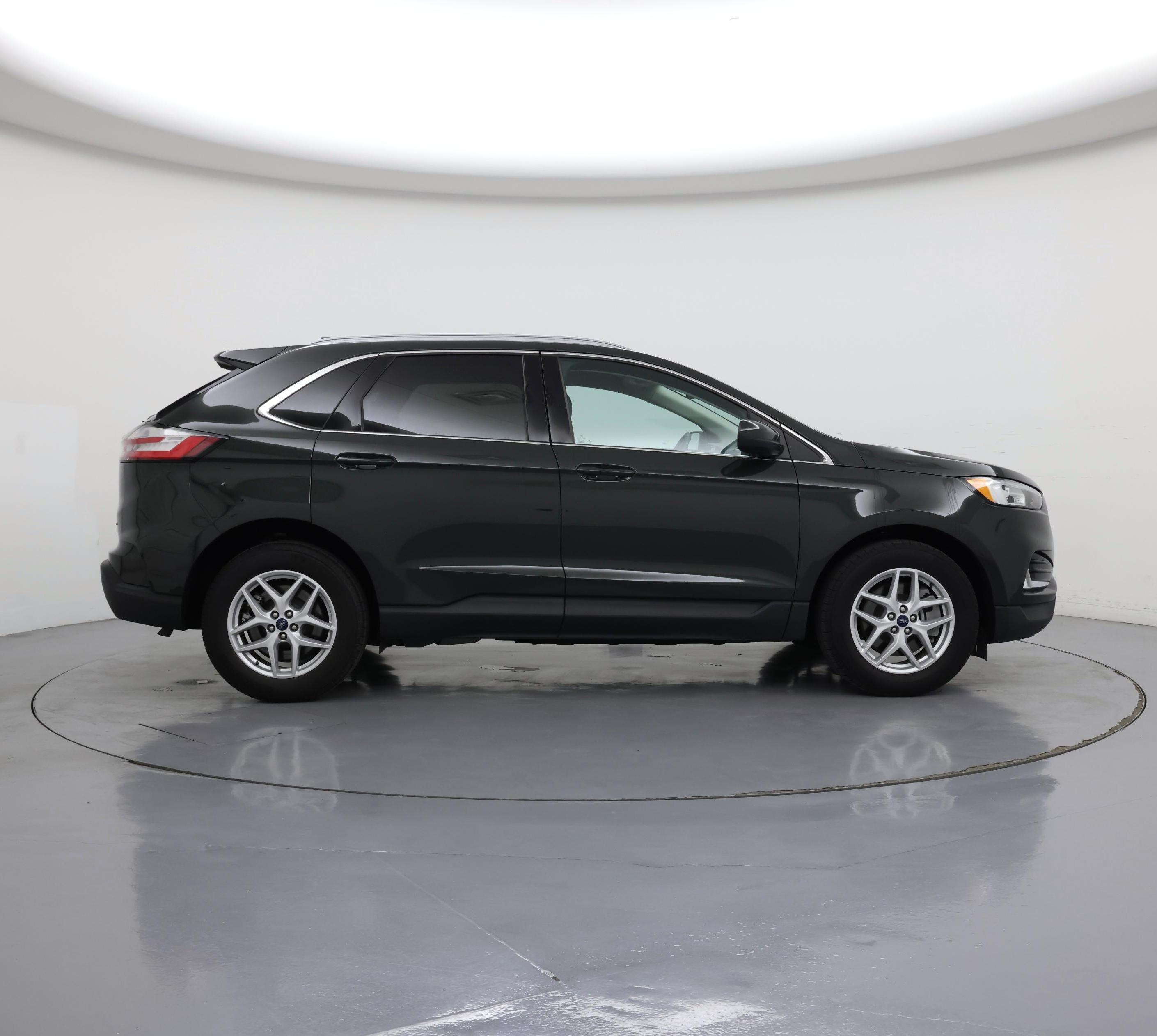 Thumbnail: 2022 Ford Edge - 7