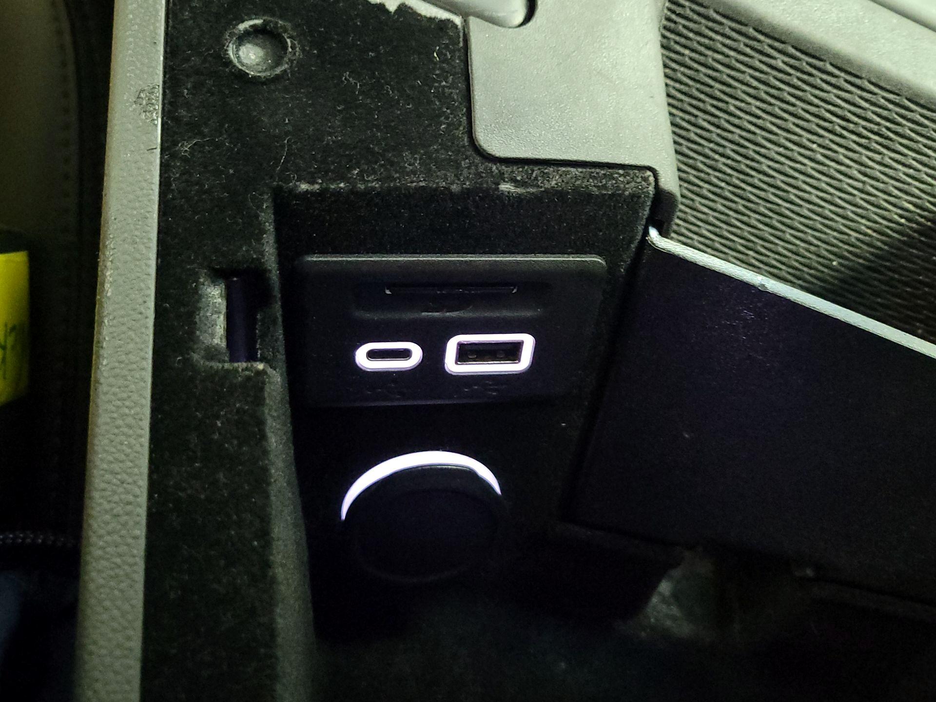 Thumbnail: 2022 Cadillac CT5 - 19