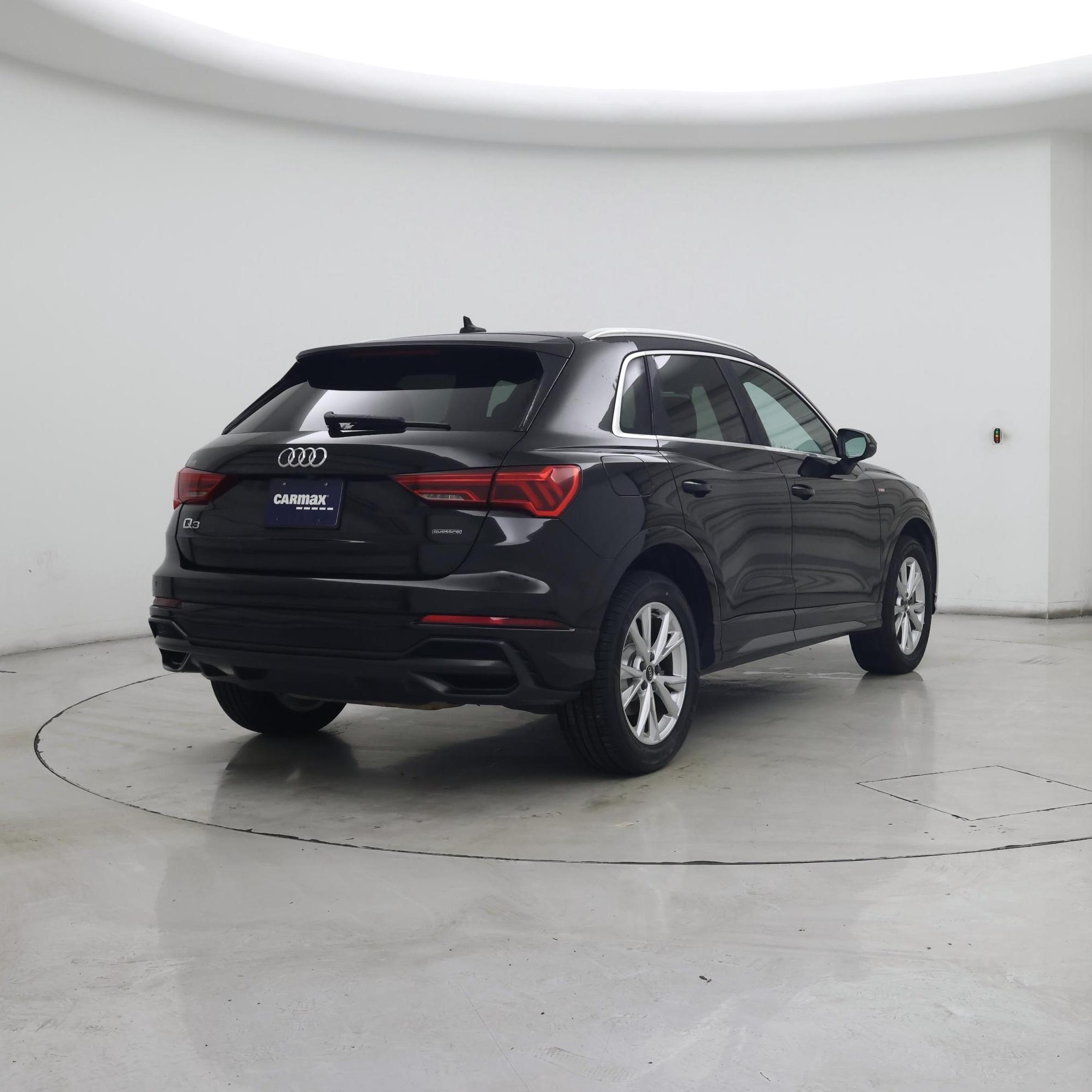 Thumbnail: 2022 Audi Q3 - 8